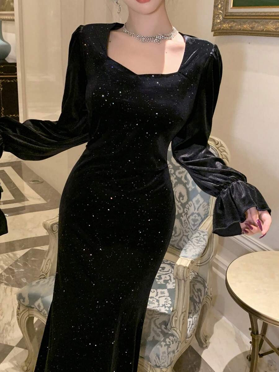 SHEIN DAZY فستان ضيق بطول متوسط أسود مزخرف بالترتر