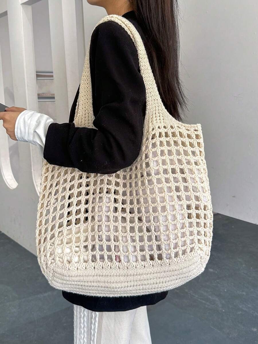 SHEIN حقيبة كتف كروشيه واسعة وعملية بتصميم كاجوال لون بيج