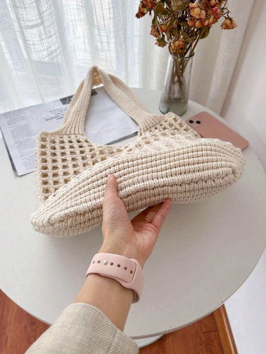 SHEIN حقيبة كتف كروشيه واسعة وعملية بتصميم كاجوال لون بيج