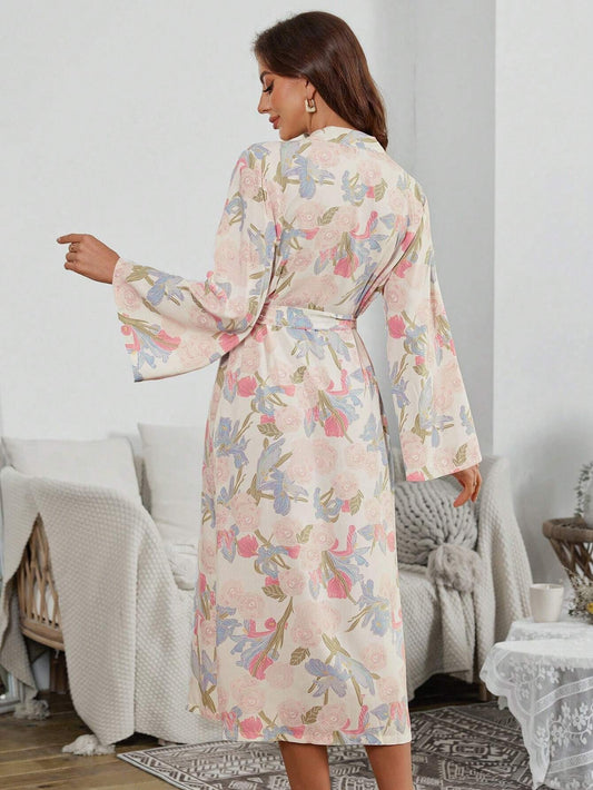 SHEIN Serenescape روب منزلي مزخرف بالزهور