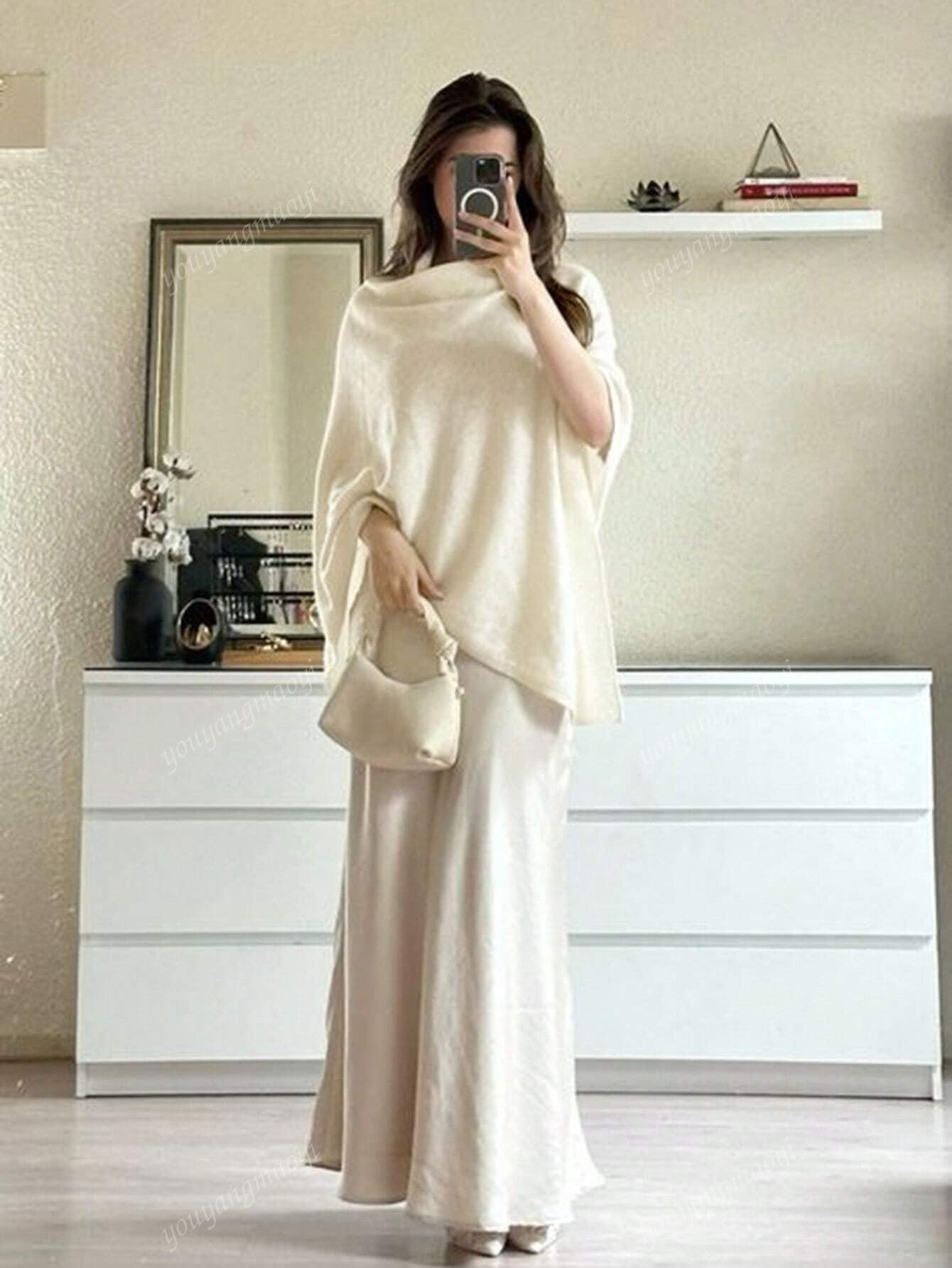 SHEIN كنزة شال فضفاضة بيج ناعم