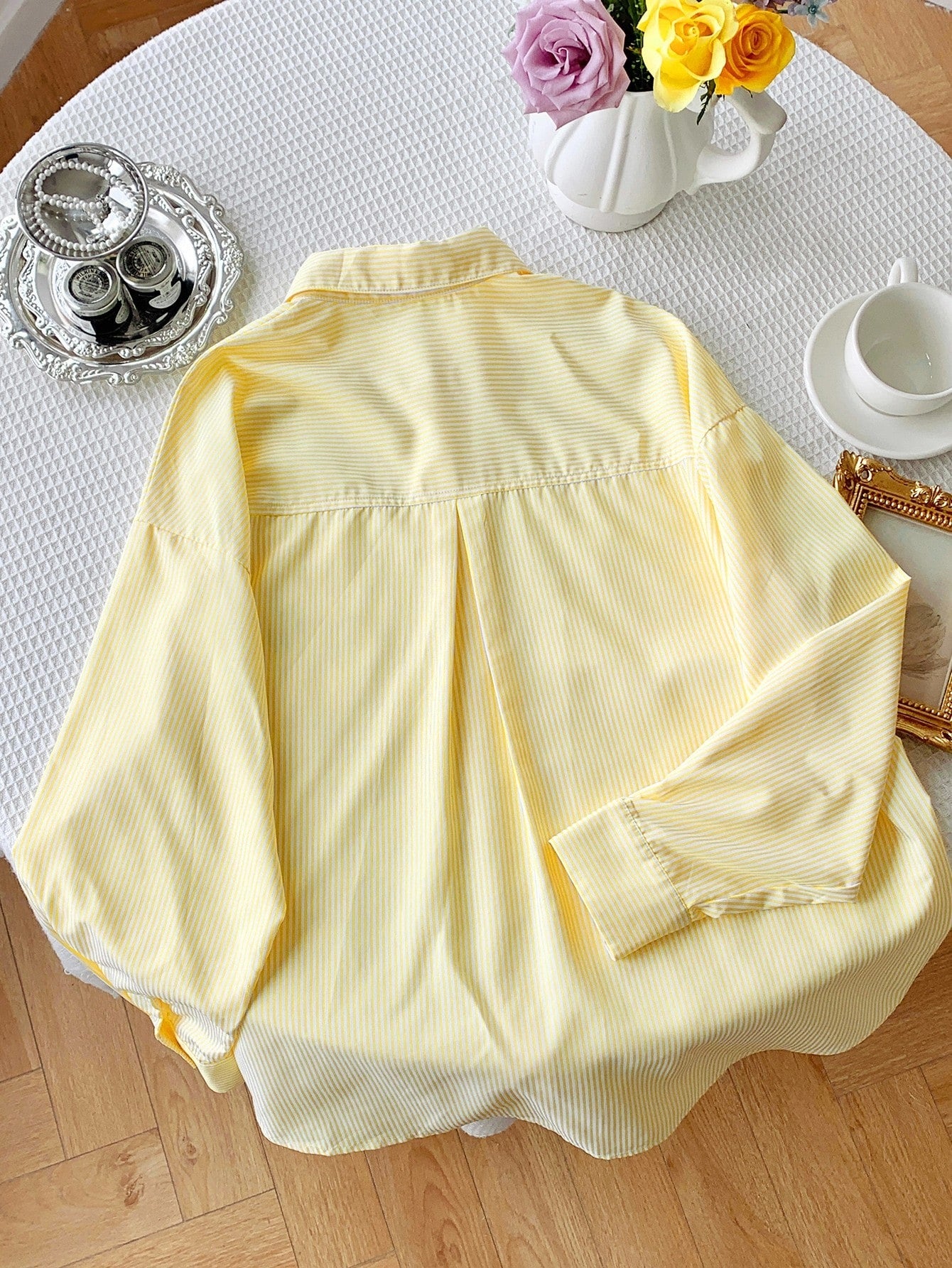 SHEIN Muchica بلوزة كاجوال فضفاضة وأنيقة بلون أصفر