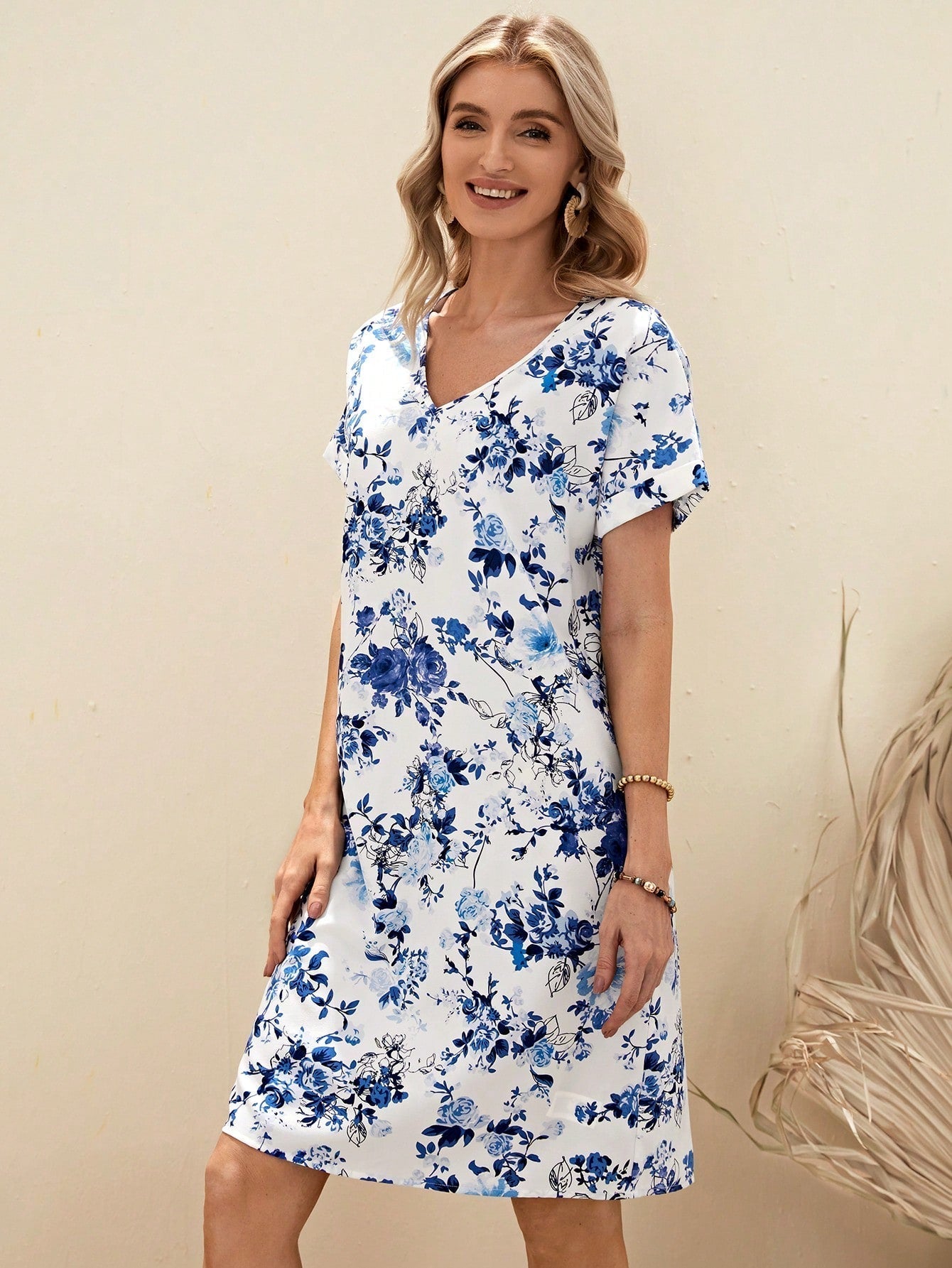 EMERY ROSE Allover Floral Print Batwing Sleeve Tunic Dress