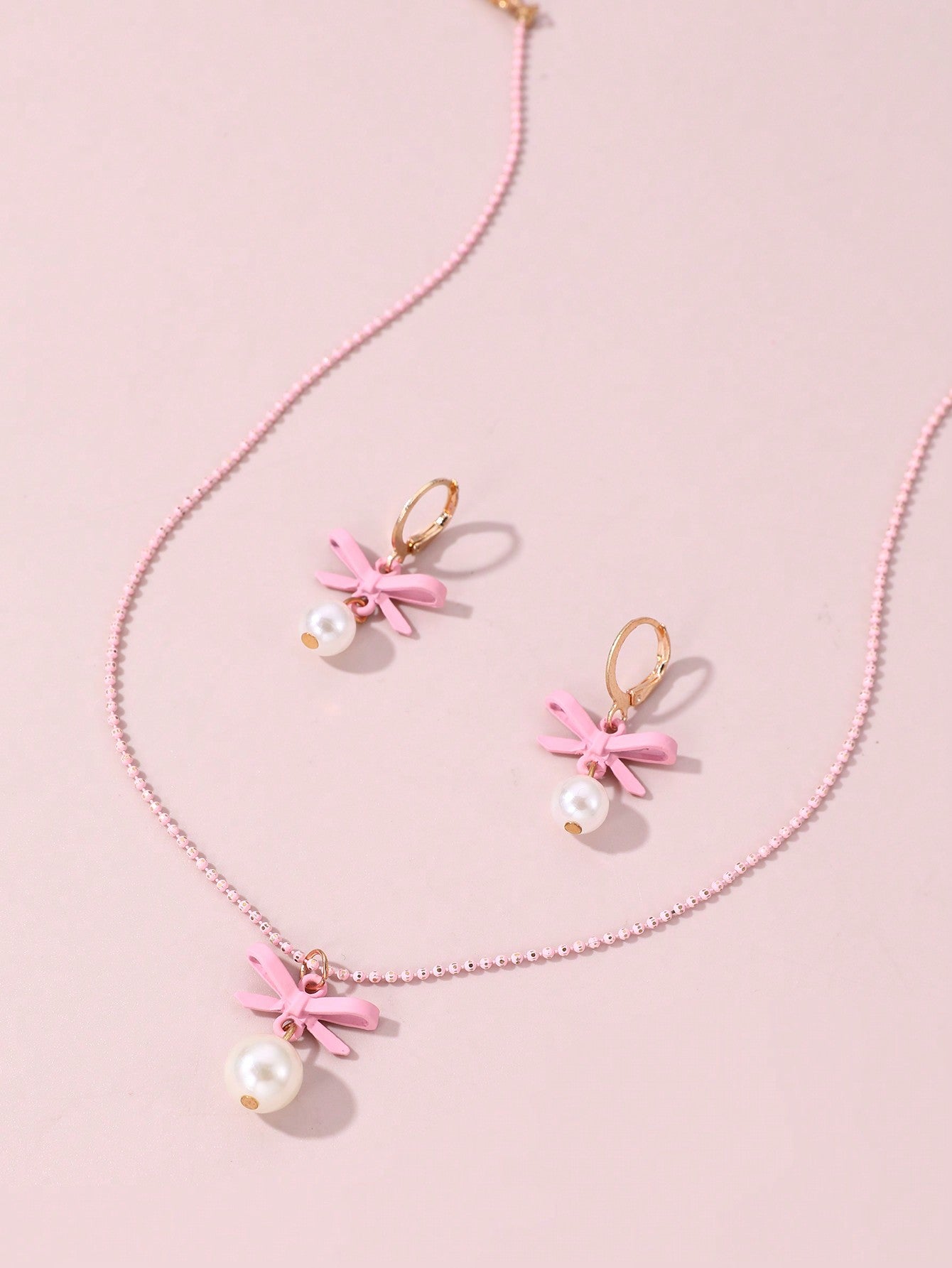 3Pcs/Set Girls' Pearl Necklace with Bowknot Pendant, 1 Pair of Earrings and 2Pcs Sweet Daily Accessories