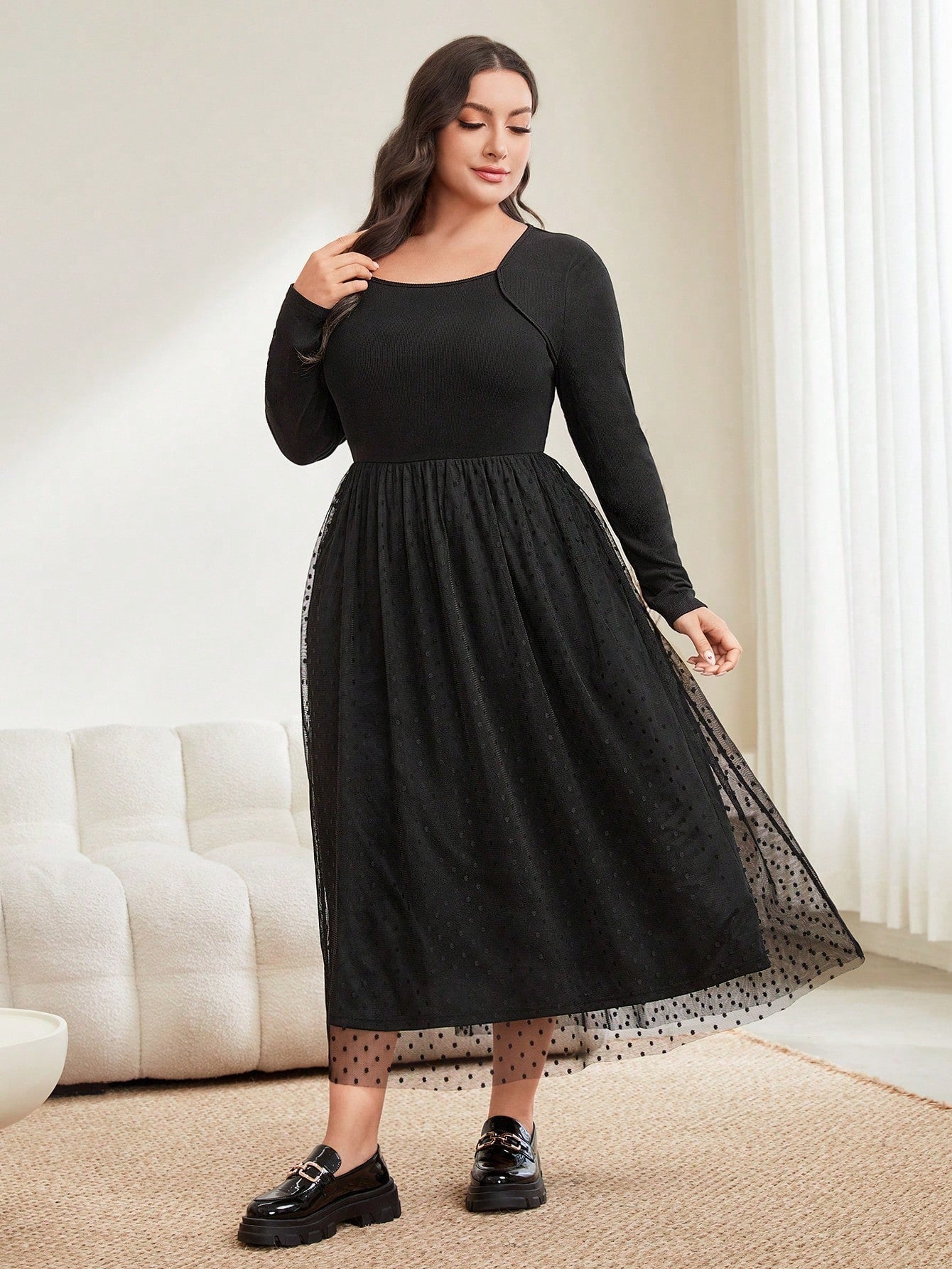 SHEIN Mulvari فستان نسائي بطبقات شبكية منقط مقاس كبير – ميم