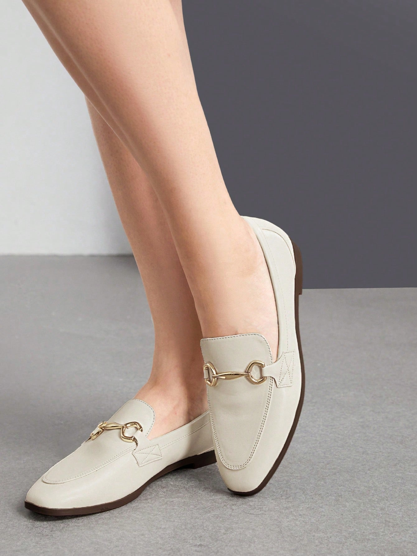 SHEIN Bizwear Chain Decor Women'S Fashionable Flat Shoes