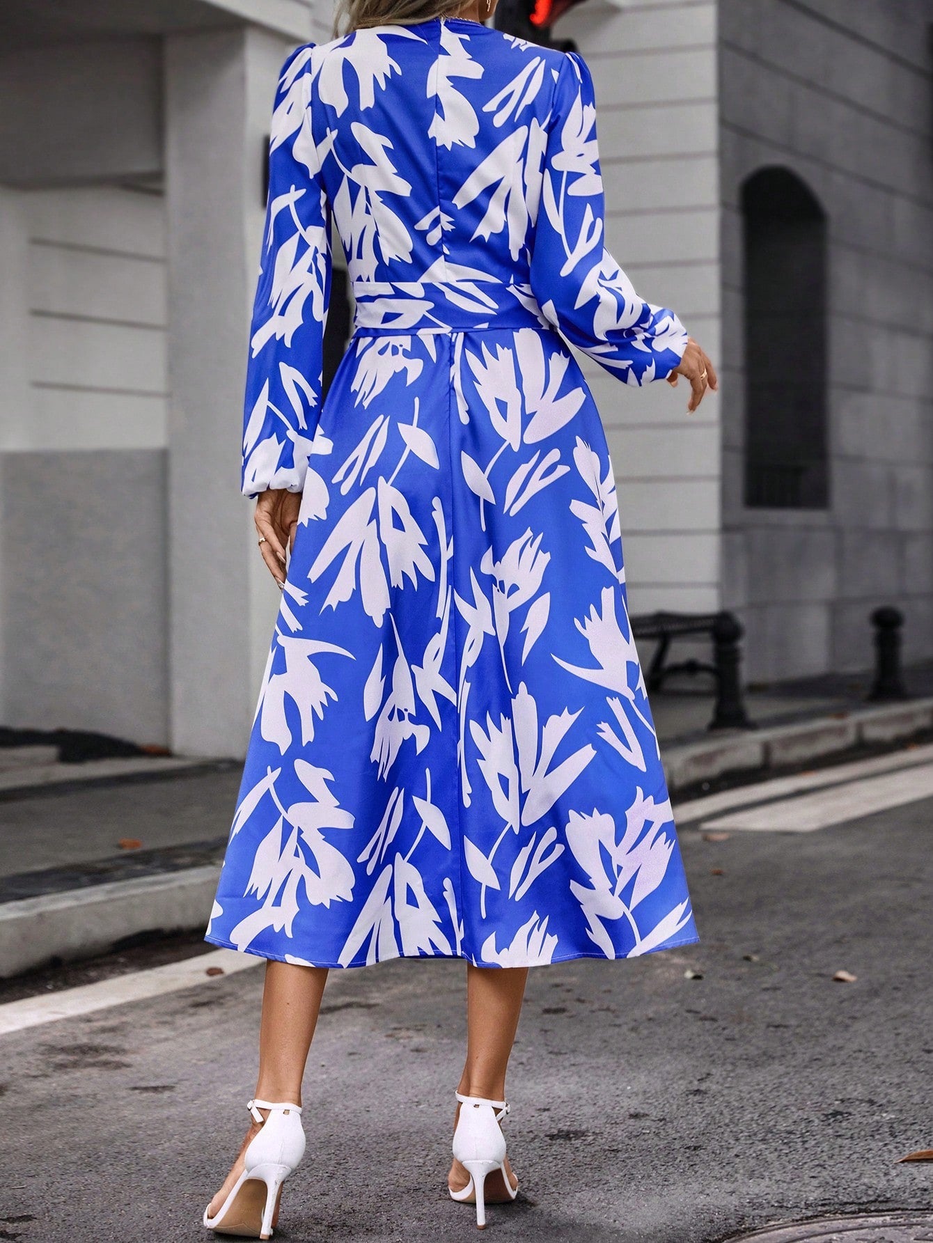 Plant Print Lantern Sleeve Dress