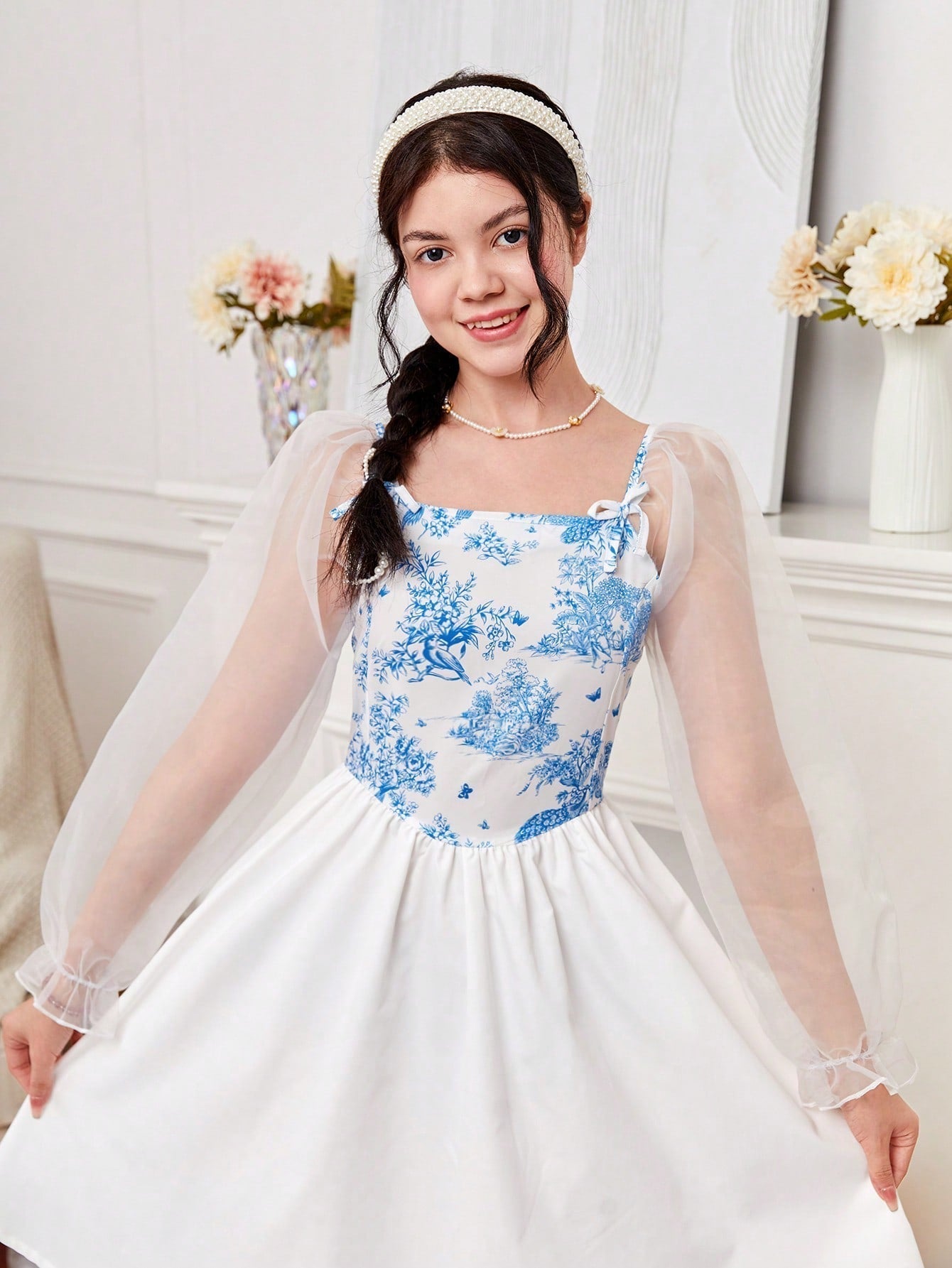 SHEIN Teen Girls Floral Print Contrast Mesh Flare Sleeve Dress