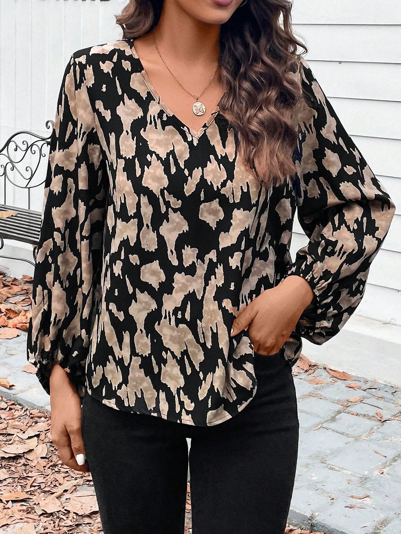 SHEIN LUNE Allover Print Lantern Sleeve Blouse