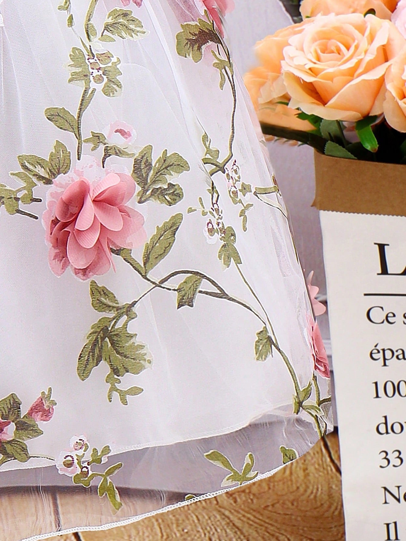 SHEIN Kids CHARMNG Young Girl'S Floral Print Short Puffy Sleeve Elegant & Romantic Spring/Summer Vacation/Evening/Picnic/Wedding Lawn Party Dress
