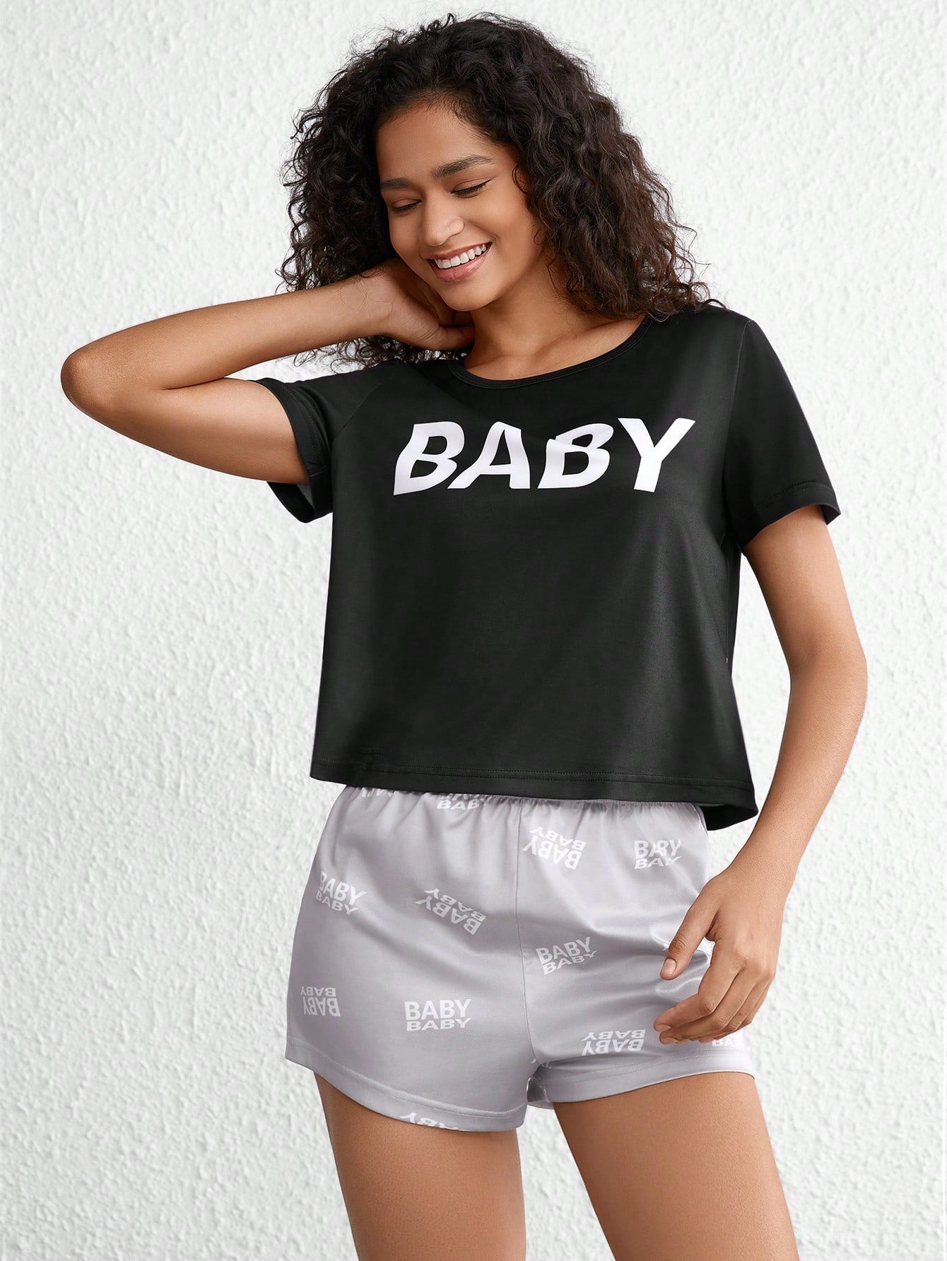 Short Sleeve T-Shirt and Shorts Set with Text Design for Women'S Pajamas