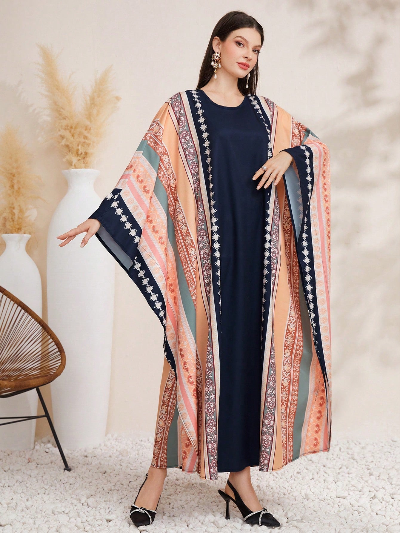 SHEIN Najma Geometric Pattern Batwing Sleeve Kaftan