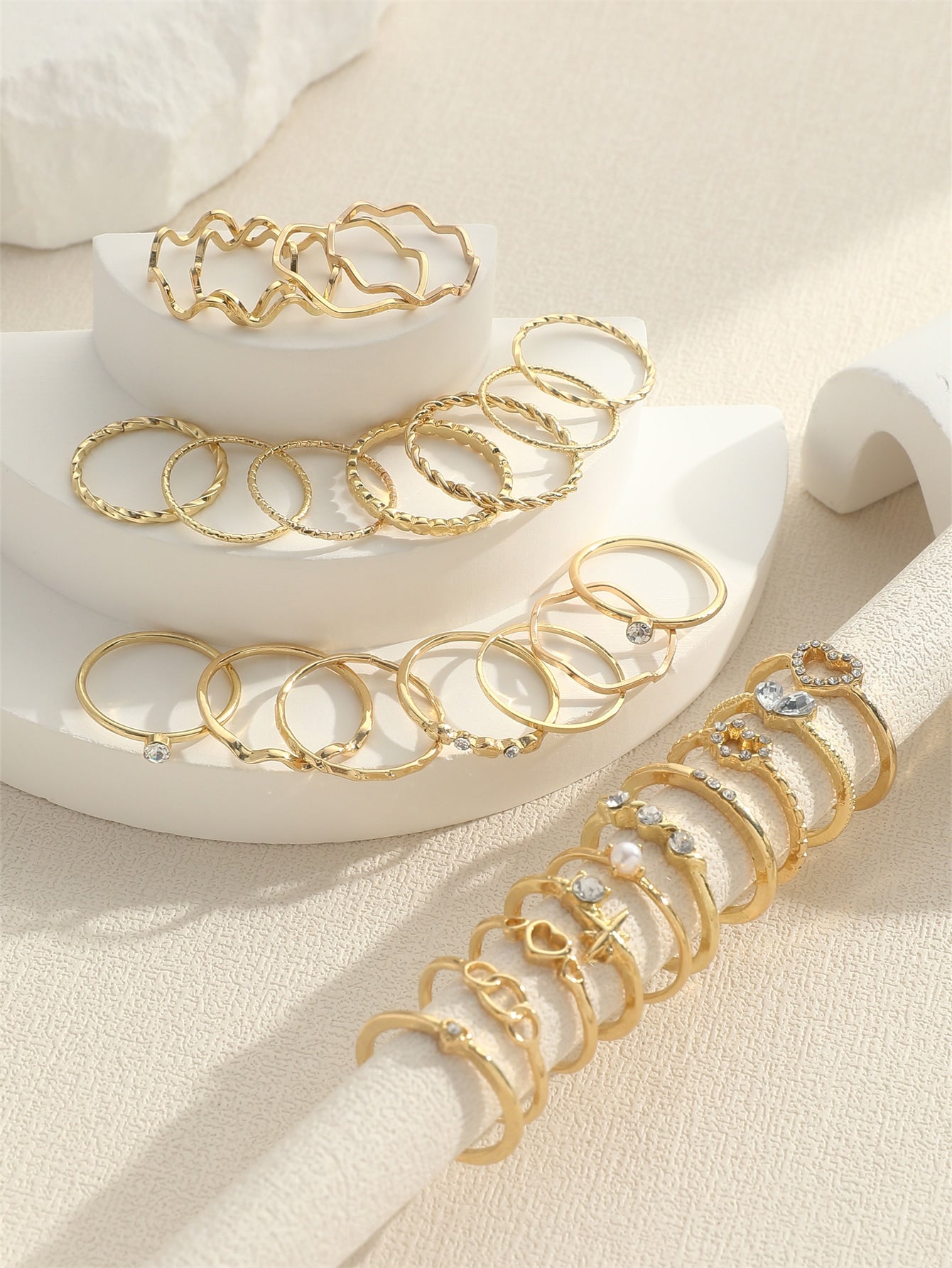 28Pcs/Set Fashionable Ring Set with Heart Shaped Design, Geometric Style and Bohemian Element Accent