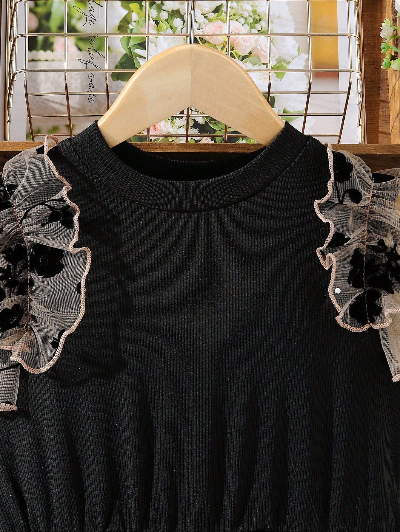 SHEIN Kids EVRYDAY Tween Girl Floral Print Contrast Mesh Ruffle Trim Dress
