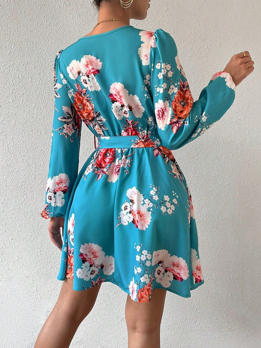 Women'S Lantern Sleeve Dress with Floral Pattern