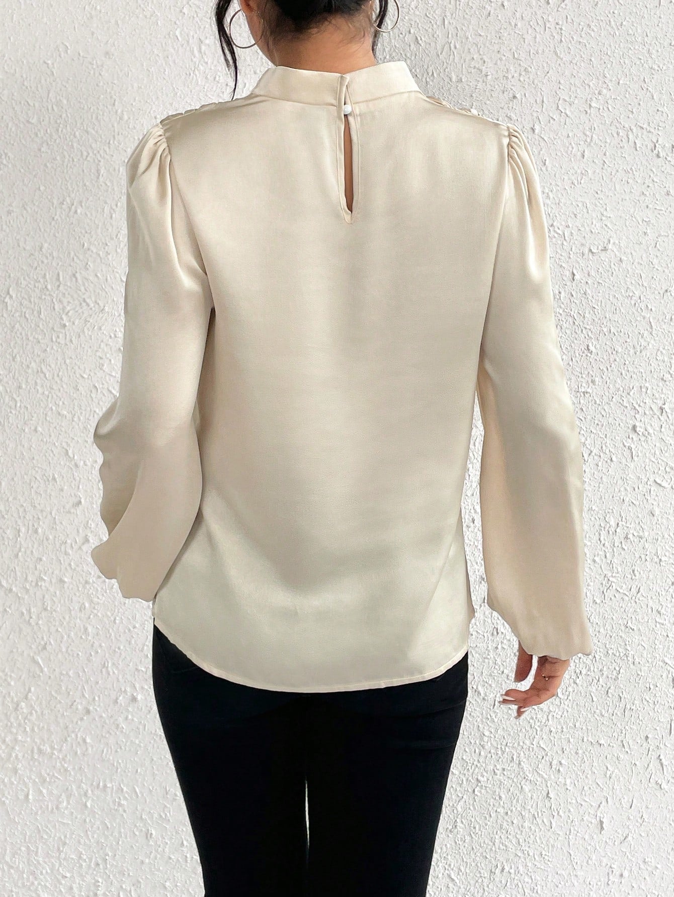 SHEIN Privé Women'S Solid Color Half High Collar Lantern Sleeve Blouse