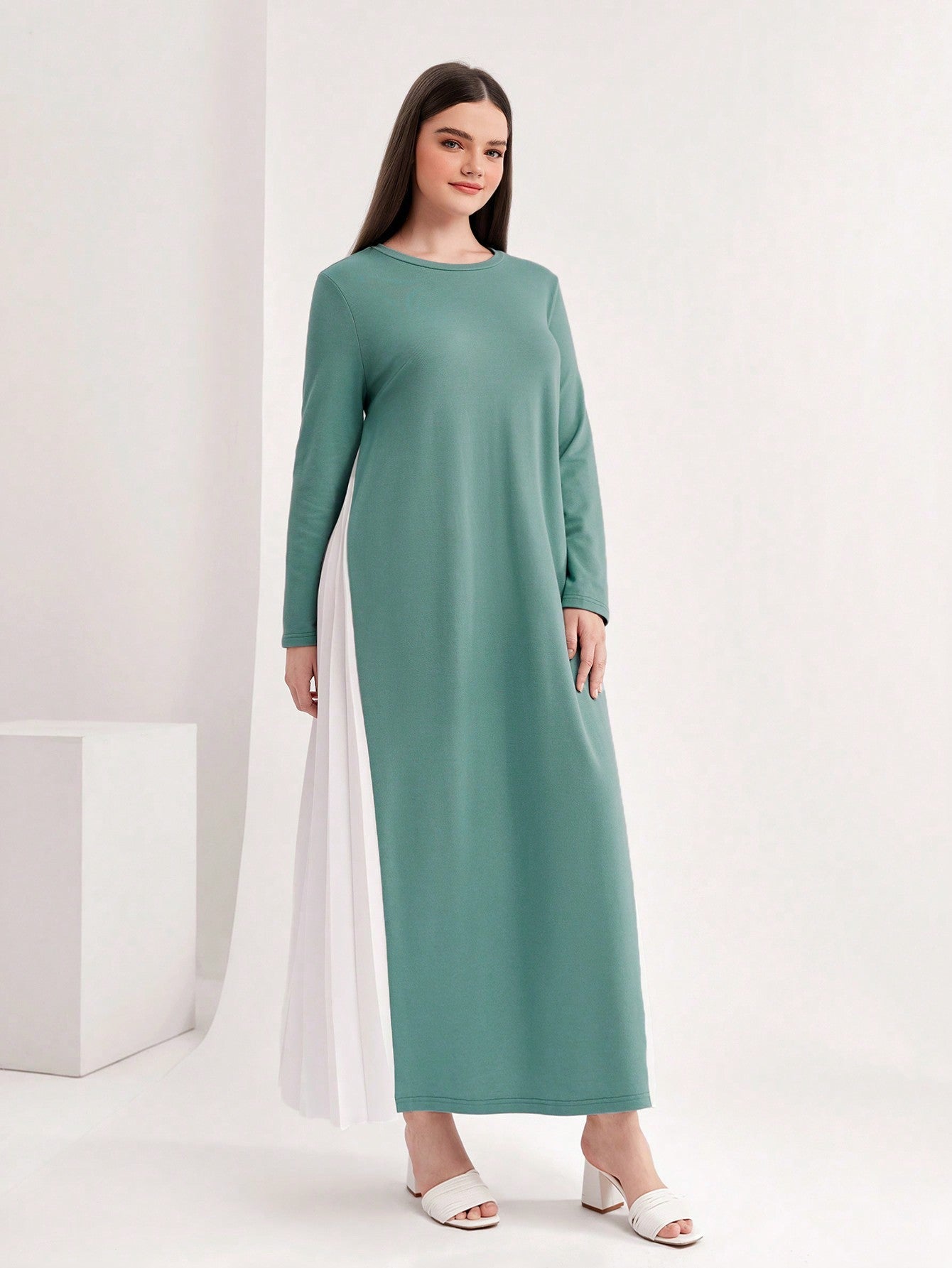 SHEIN Mulvari plus Two Tone Tee Dress