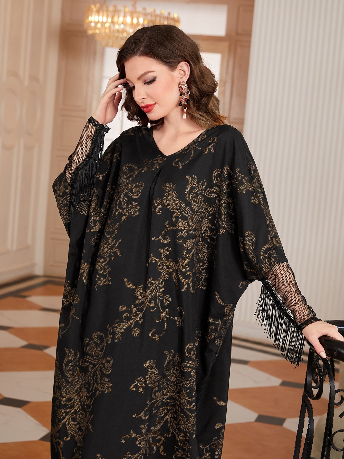 SHEIN Najma Floral Print Fringe Trim Batwing Sleeve Kaftan