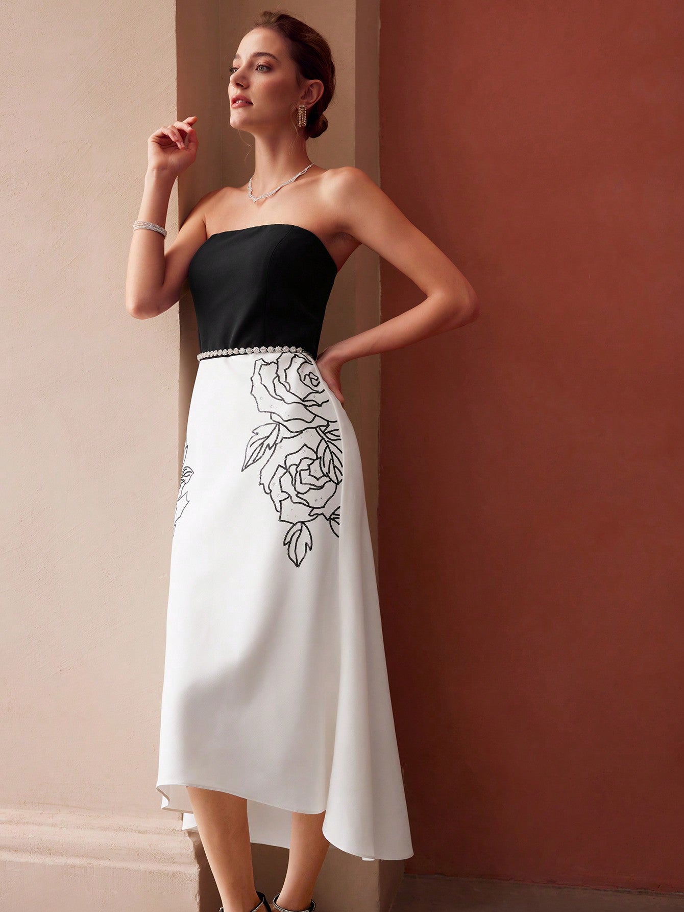 MOTF PREMIUM STRAPLESS FLORAL SEQUIN DRESS