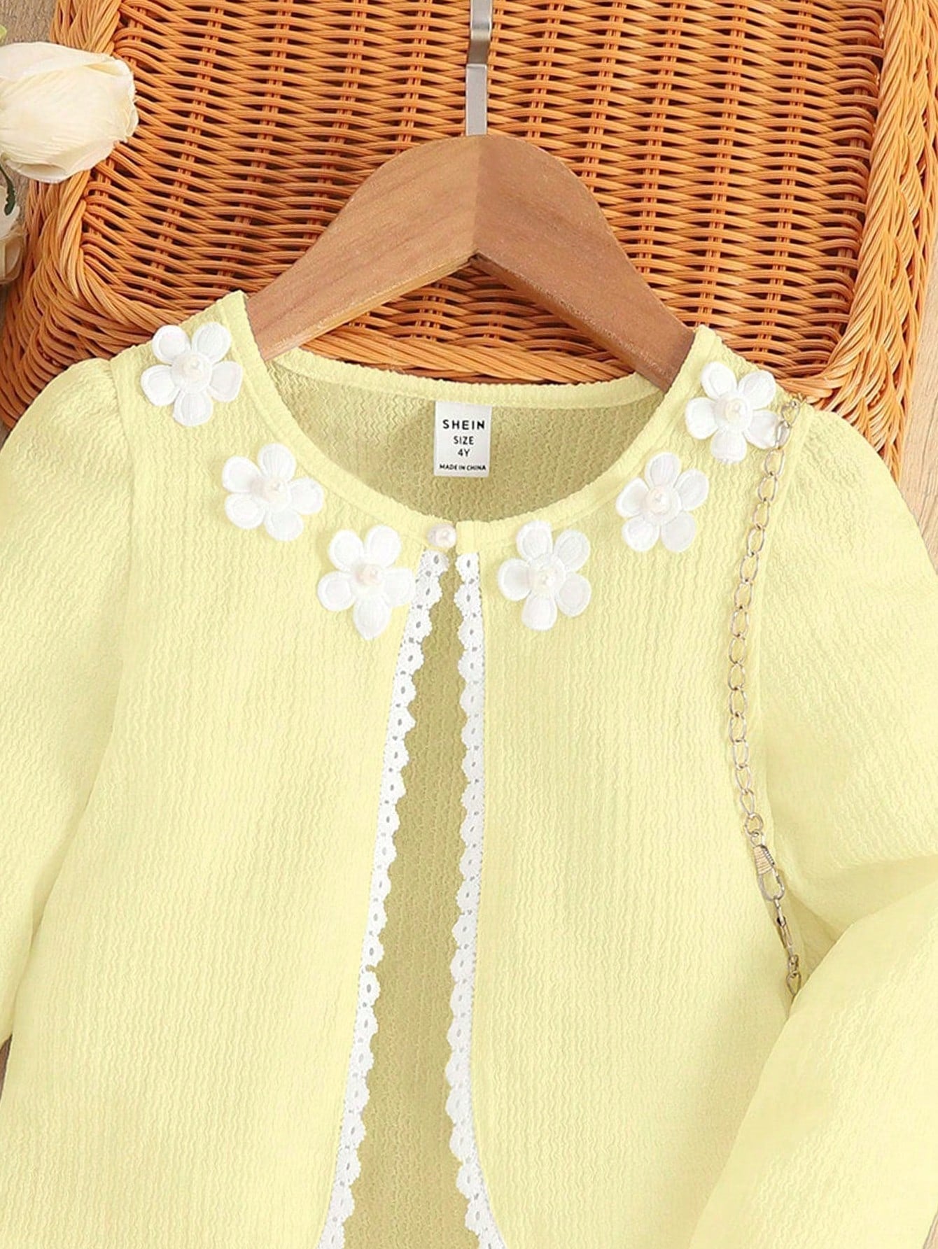 SHEIN Young Girl 3D Flower Decoration Color Block Long Sleeve Jacket for a Stylish Look