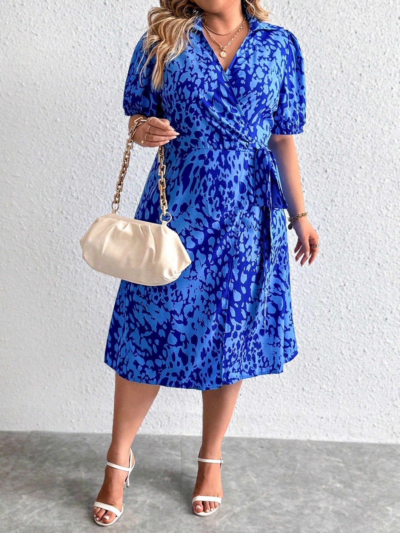 SHEIN Essnce plus Allover Print Knot Side Wrap Dress