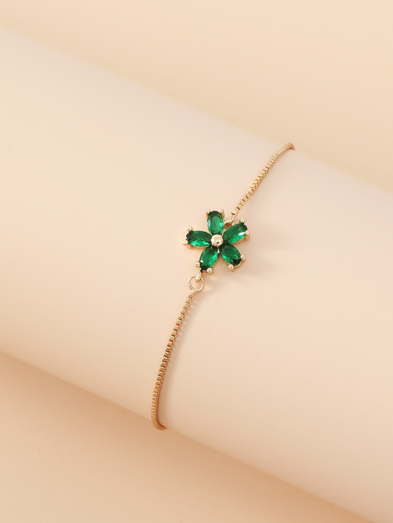 1Pc Adjustable Copper & Cubic Zirconia Flower Decor Pull Cord Bracelet Suitable for Women'S Daily Wear, Date and Party