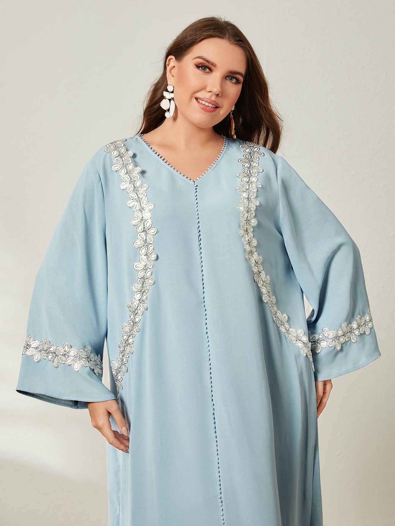 SHEIN Najma plus Appliques V-Neck Tunic Dress