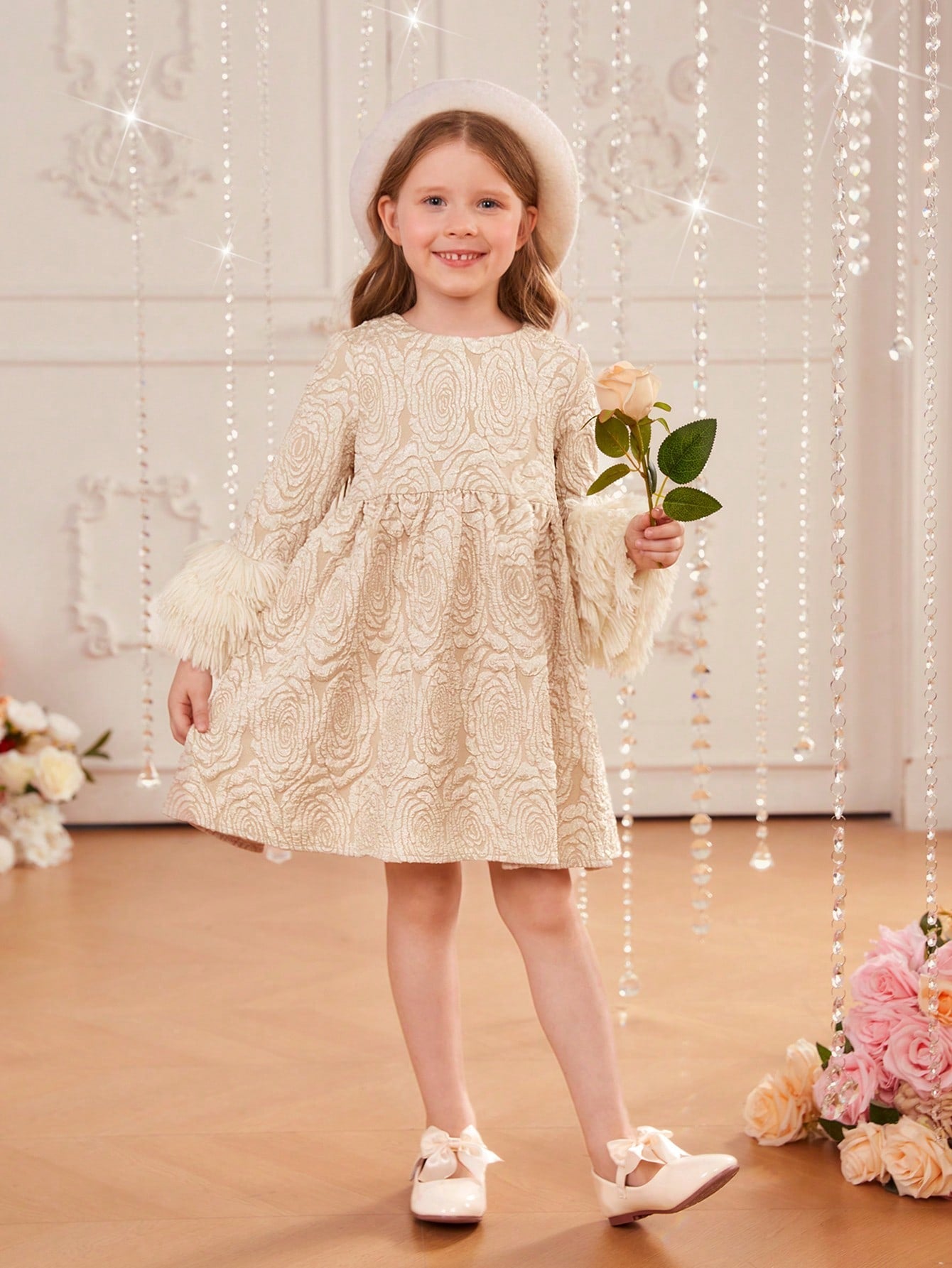 SHEIN Young Girl'S Slim Fit, Romantic and Elegant Fabric Patchwork round Neck, Head to Wear Furry Cuffs Dress