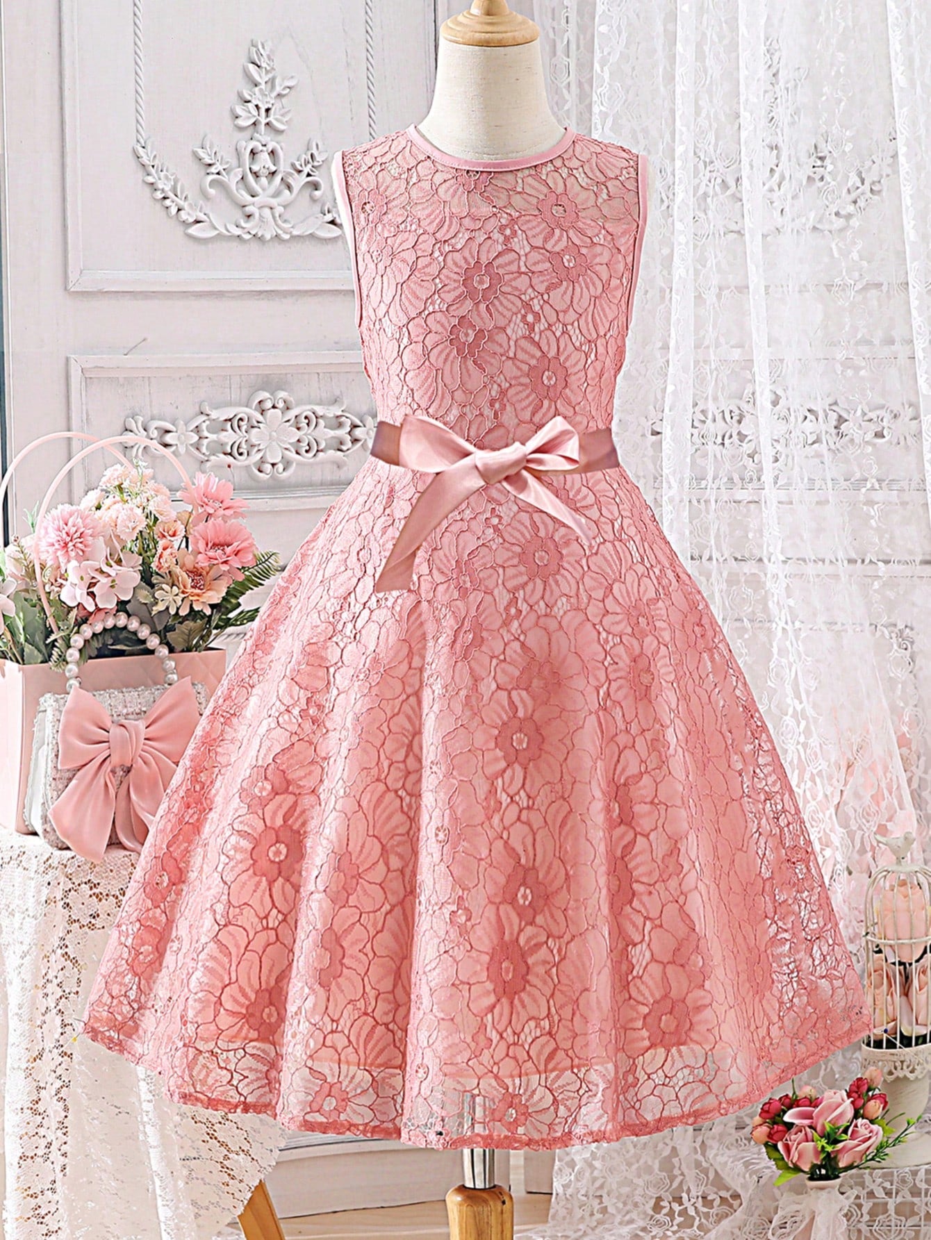 SHEIN Kids CHARMNG Girls 1Pc Belted Lace Dress