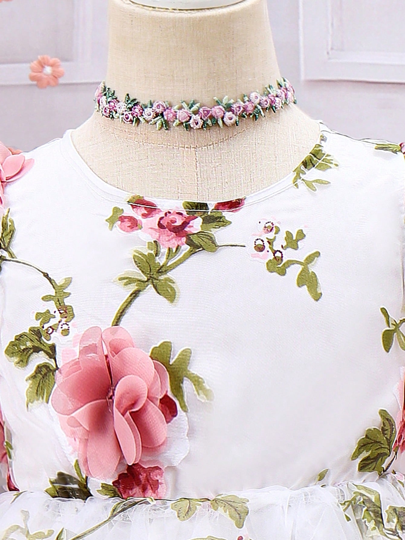 SHEIN Kids CHARMNG Young Girl'S Floral Print Short Puffy Sleeve Elegant & Romantic Spring/Summer Vacation/Evening/Picnic/Wedding Lawn Party Dress