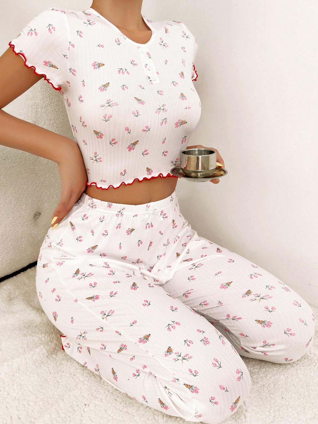 Floral Print Lettuce Trim PJ Set