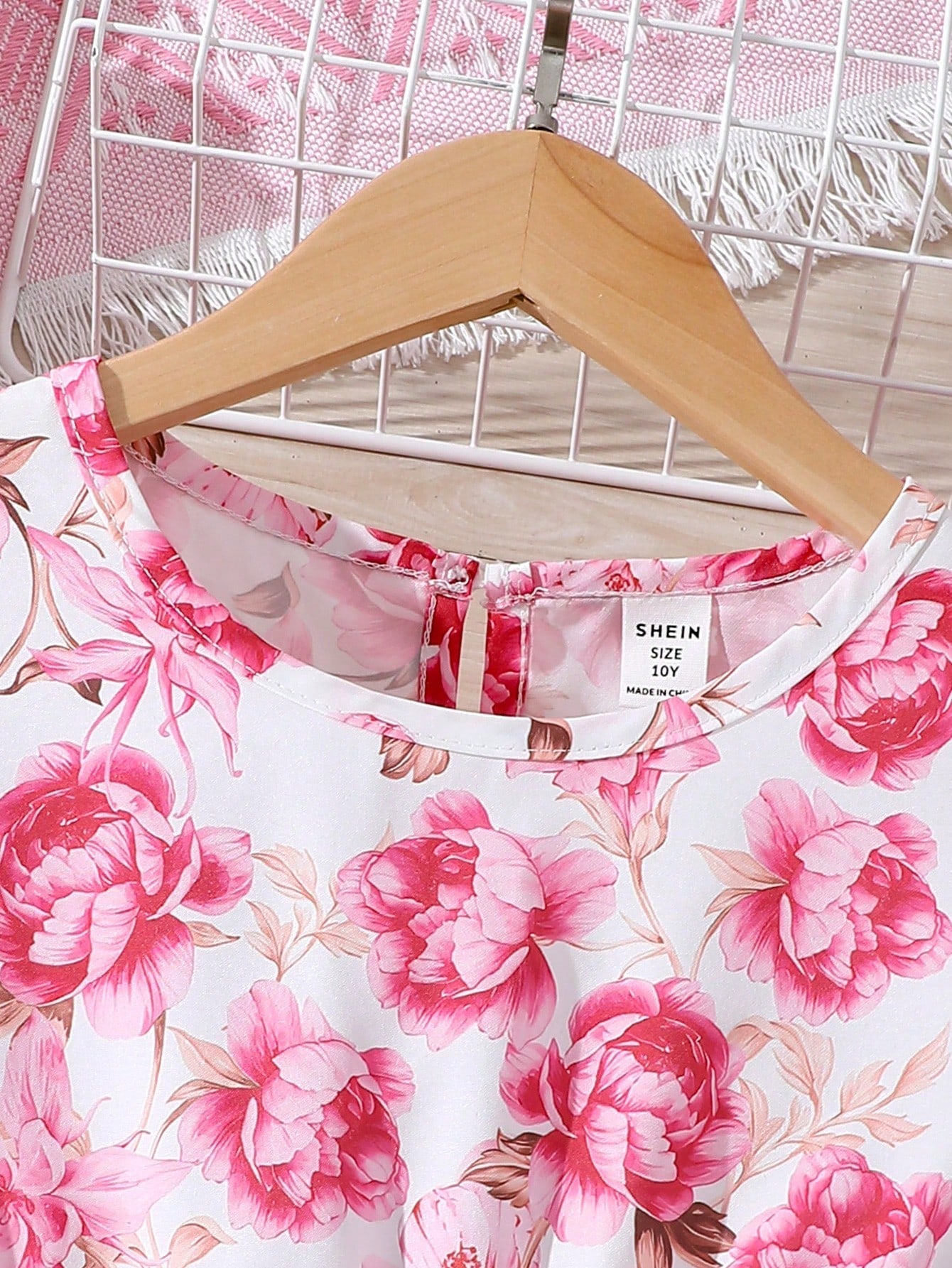 SHEIN Kids FANZEY Girls' Romantic Floral Print Dress with Waist Belt, for Tween