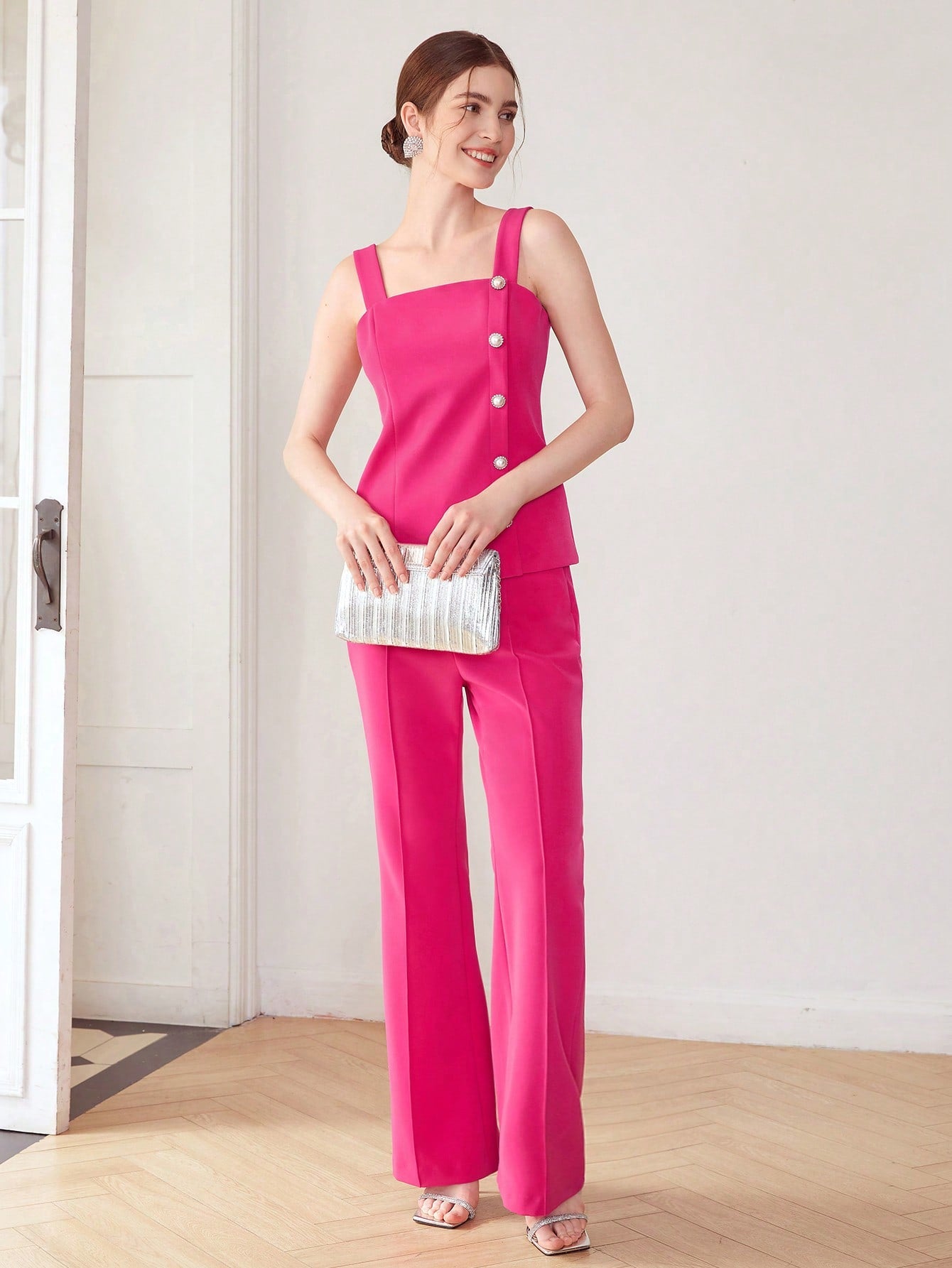 MOTF PREMIUM PEARL BUTTON TOP