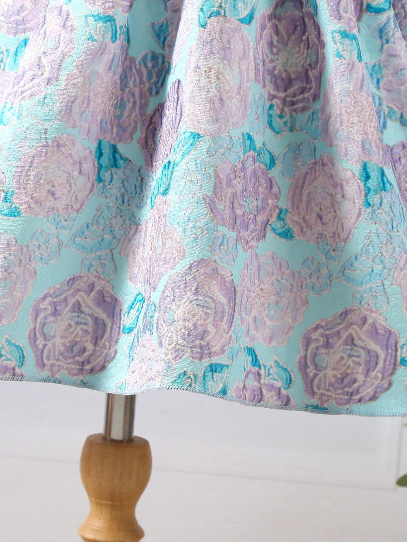 SHEIN Kids Nujoom Girls' Elegant Printed Dress with a Charming Temperament, Summer