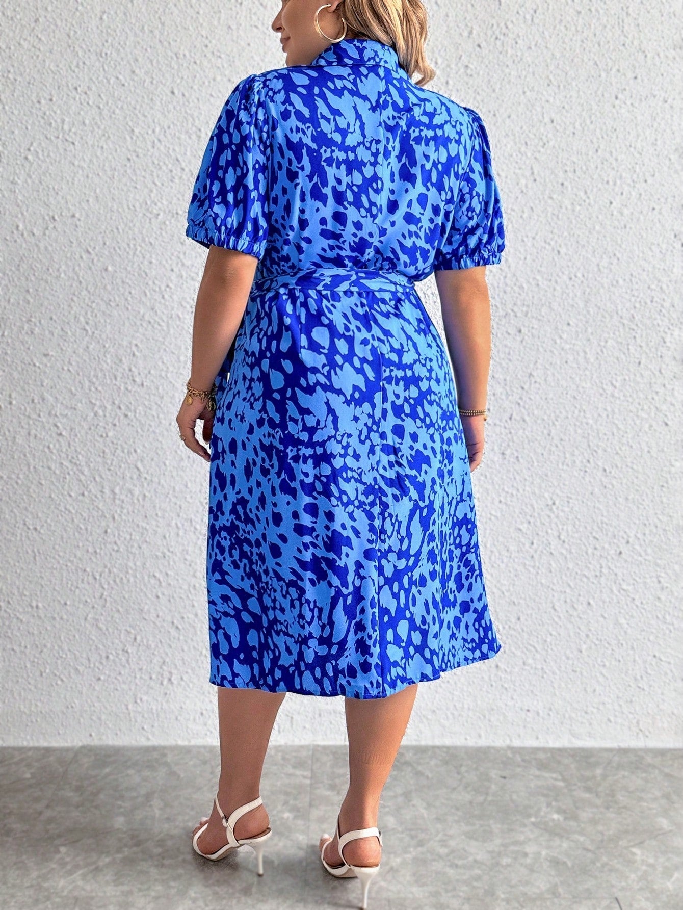 SHEIN Essnce plus Allover Print Knot Side Wrap Dress