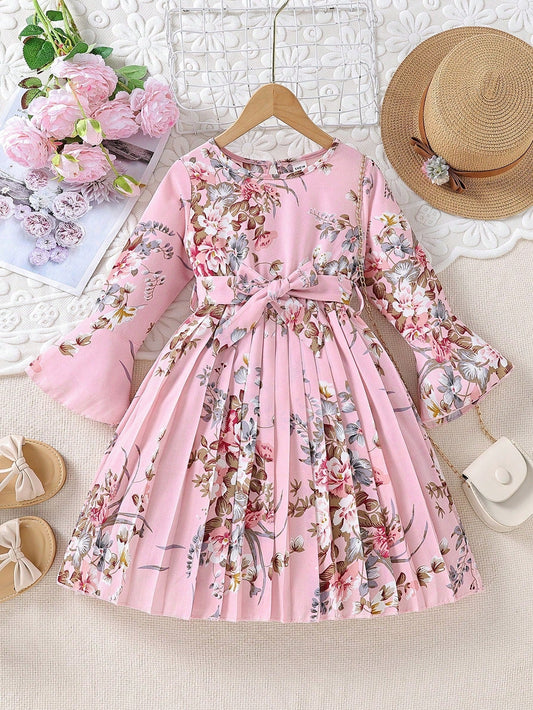 SHEIN Kids SUNSHNE Young Girl Pink Printed Bell Sleeve Pleated Princess Dress