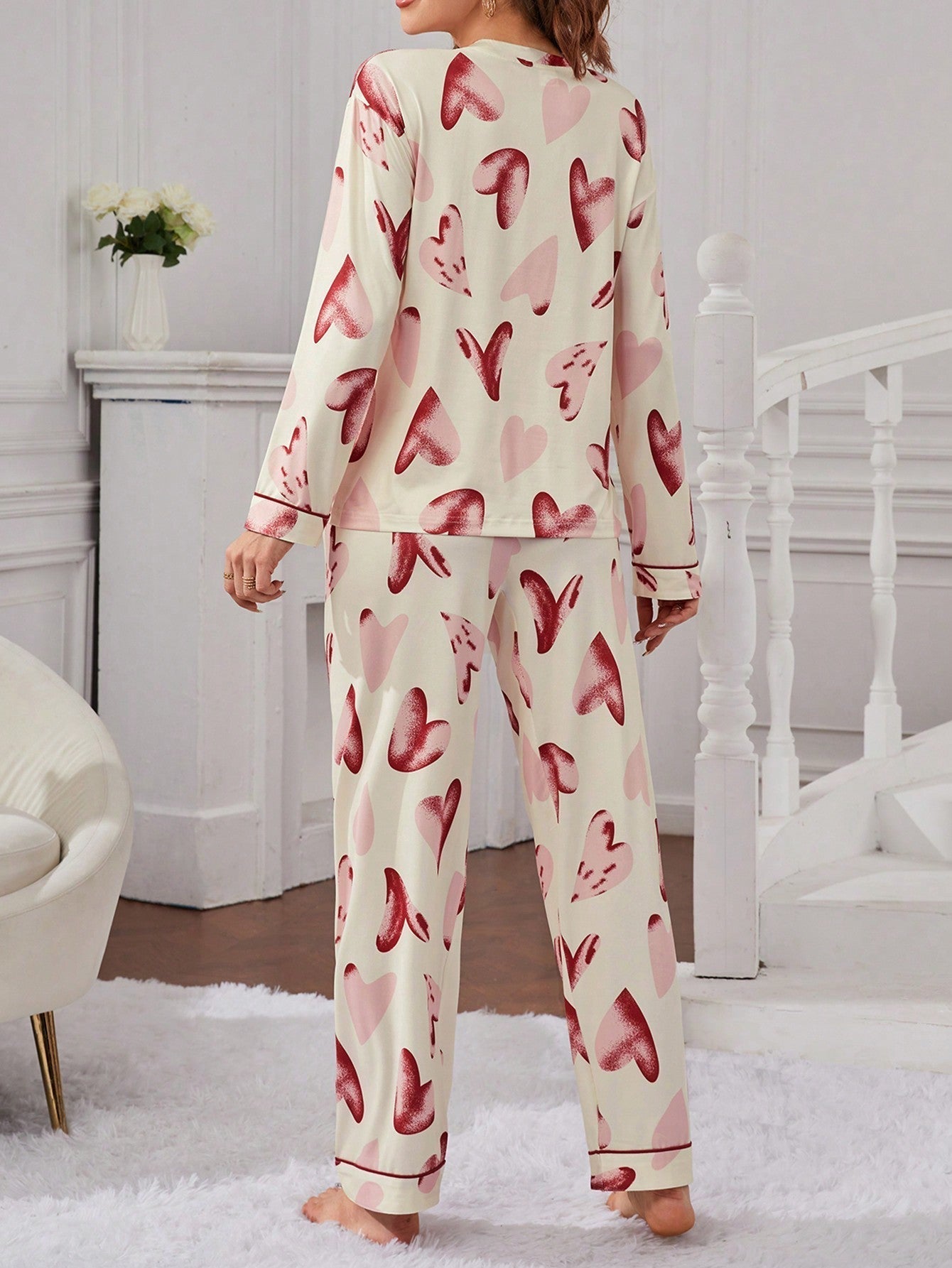 Heart Print Contrast Piping PJ Set