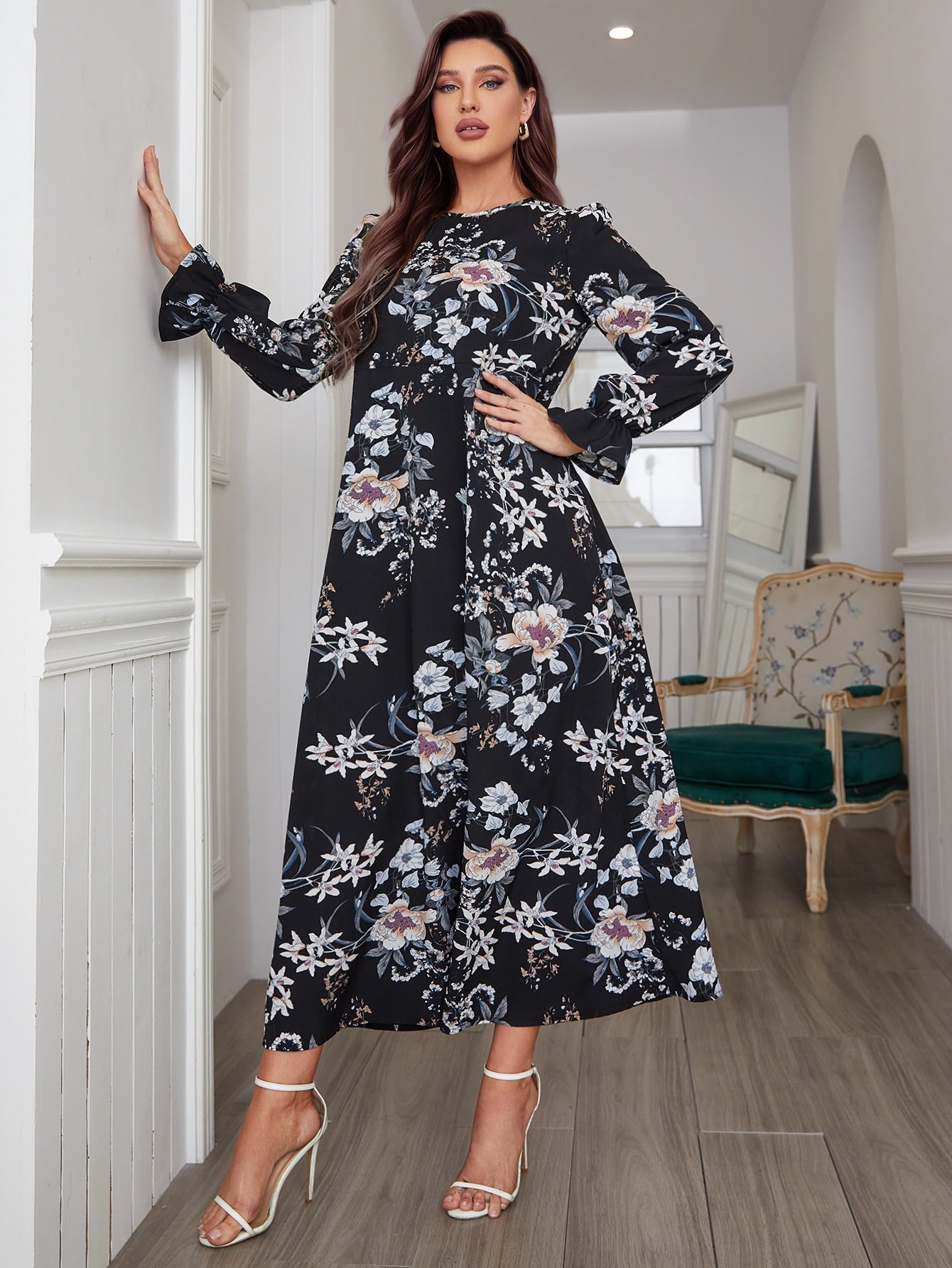 SHEIN Mulvari Floral Print Flounce Sleeve Keyhole Back Dress