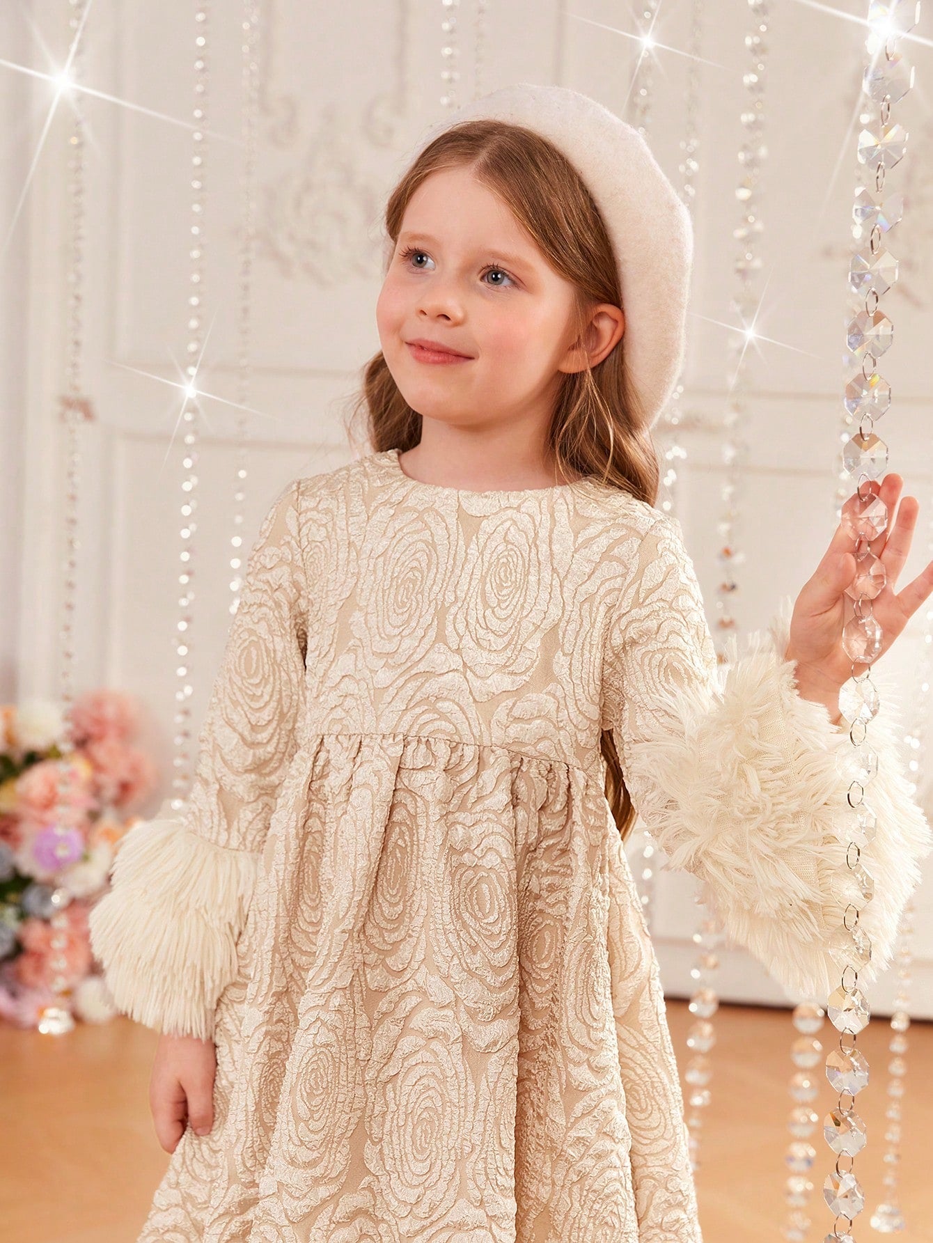 SHEIN Young Girl'S Slim Fit, Romantic and Elegant Fabric Patchwork round Neck, Head to Wear Furry Cuffs Dress