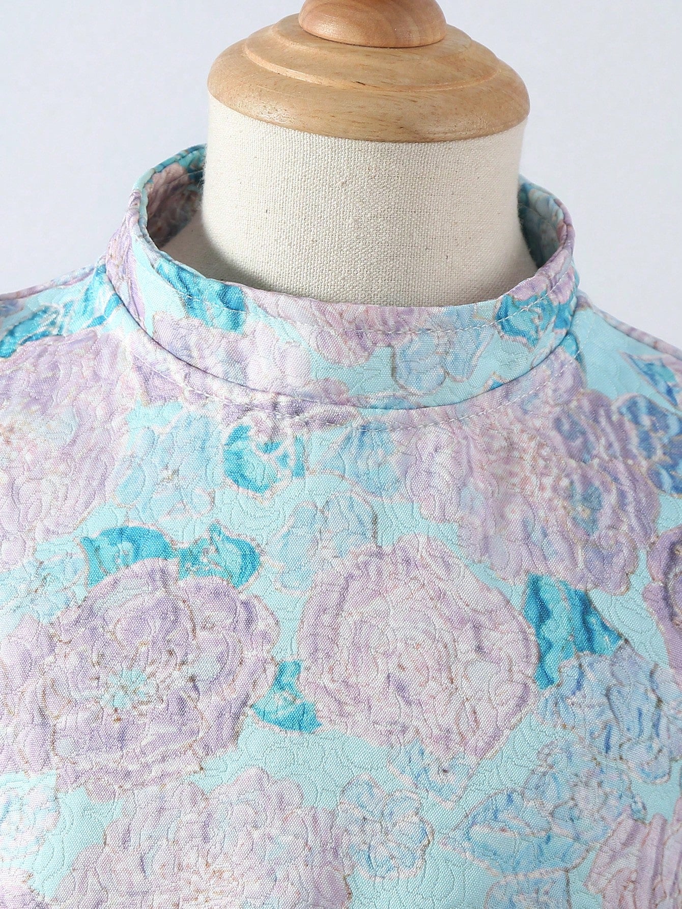 SHEIN Kids Nujoom Girls' Elegant Printed Dress with a Charming Temperament, Summer
