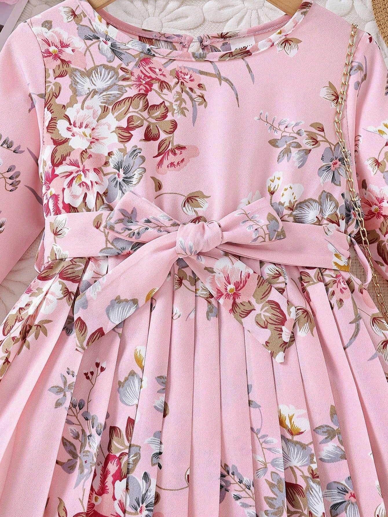 SHEIN Kids SUNSHNE Young Girl Pink Printed Bell Sleeve Pleated Princess Dress