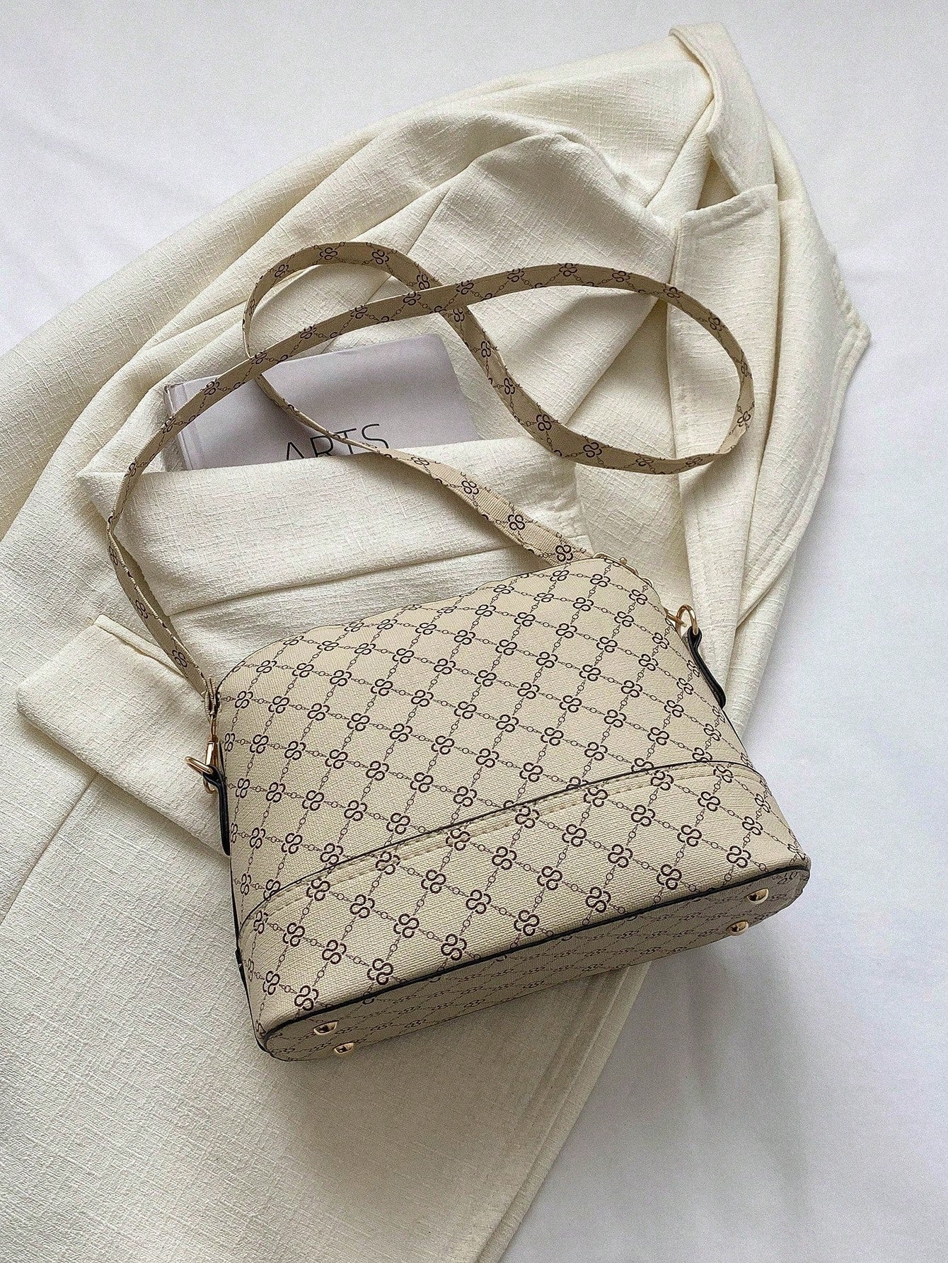 Small Dome Bag Elegant Geometric Pattern Deer Charm Zipper Adjustable Strap