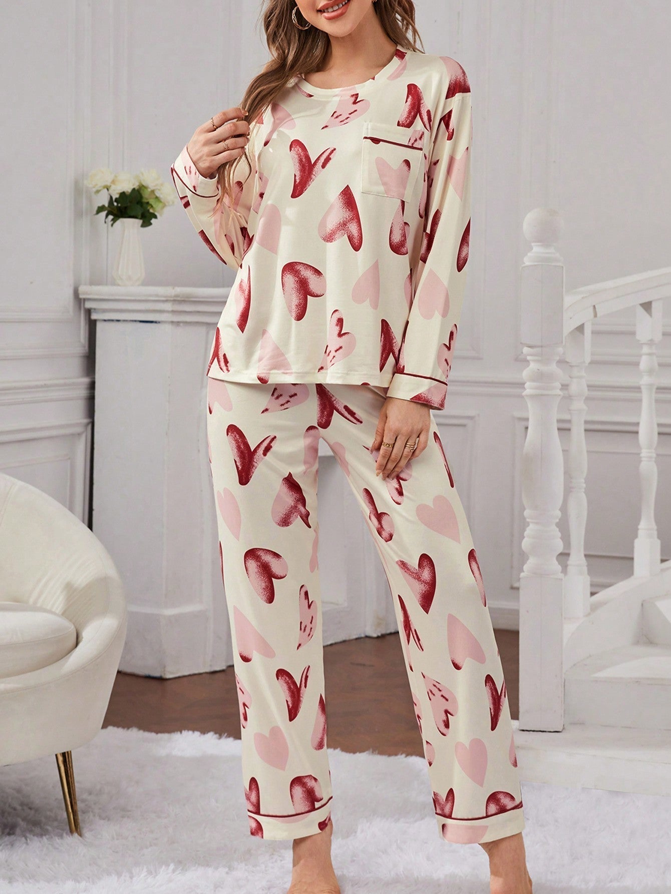 Heart Print Contrast Piping PJ Set