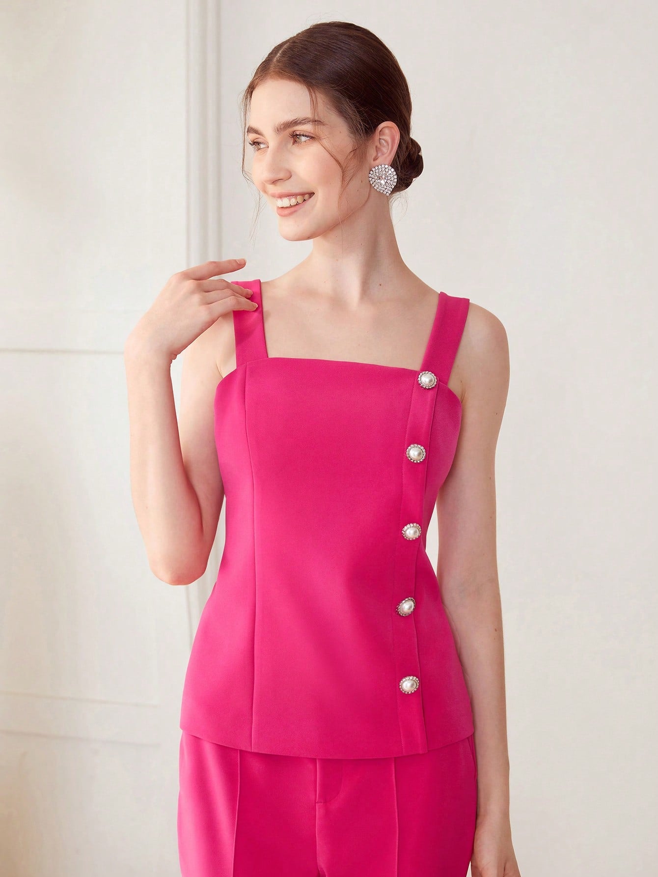 MOTF PREMIUM PEARL BUTTON TOP