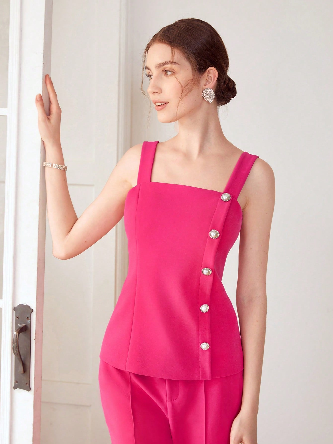MOTF PREMIUM PEARL BUTTON TOP