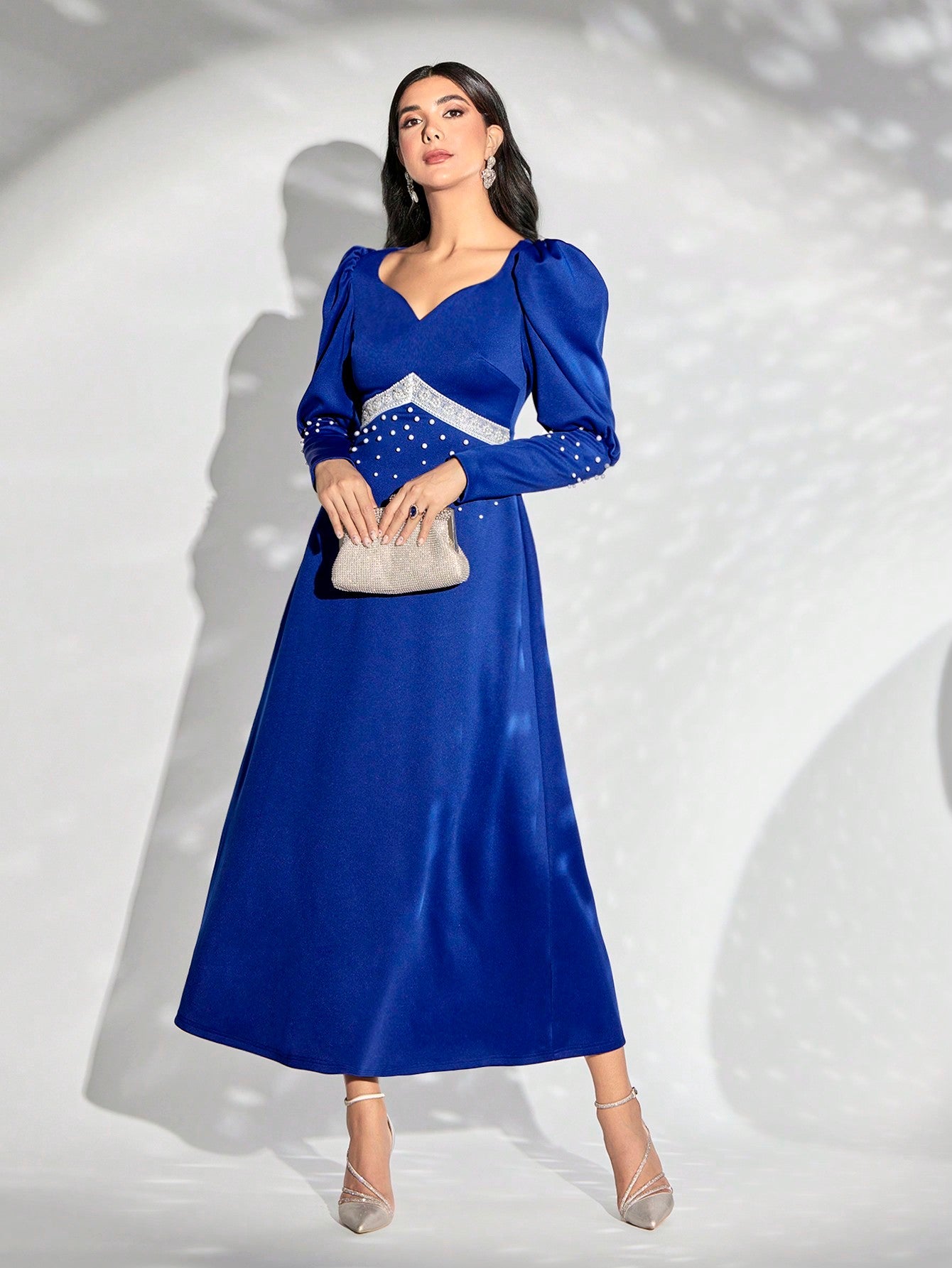 SHEIN Modely Pearls Beaded Sweetheart Neck Gigot Sleeve Dress