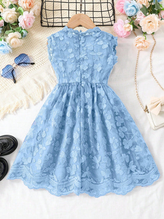 SHEIN Kids CHARMNG Young Girl Shamrock Embroidery Contrast Lace Scallop Trim Dress
