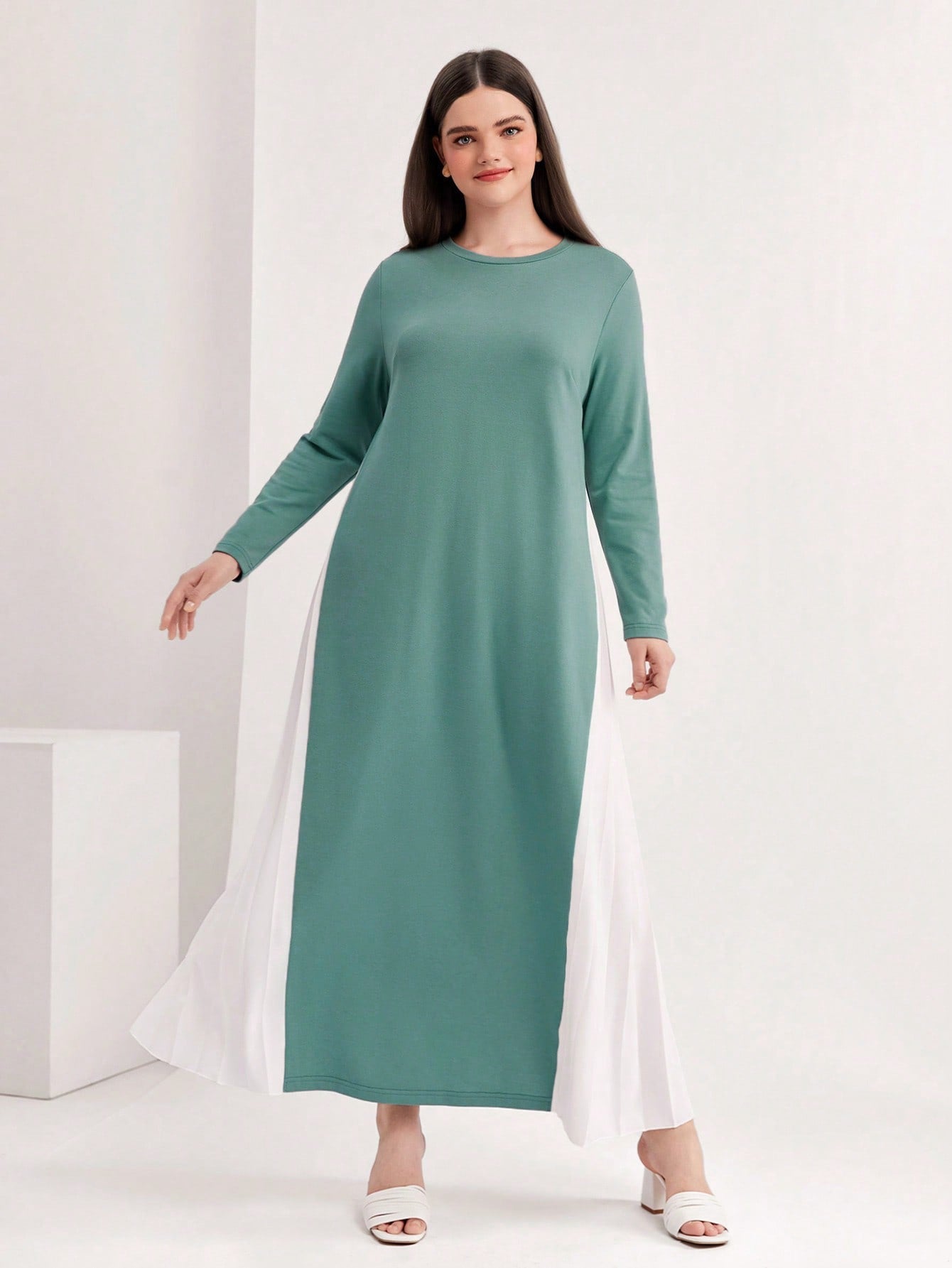 SHEIN Mulvari plus Two Tone Tee Dress