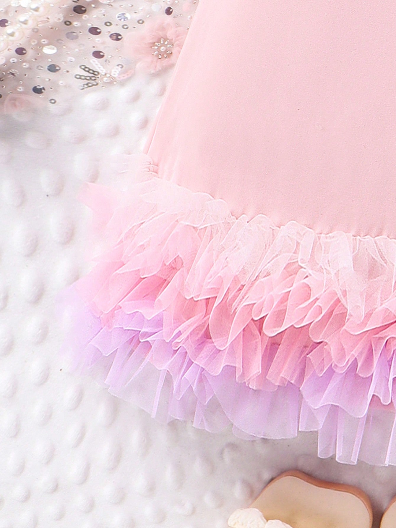 SHEIN Kids CHARMNG Young Girls' Romantic Light Court Style Fashionable Sleeveless Mesh Dress with Bowknot Detail for Spring and Autumn