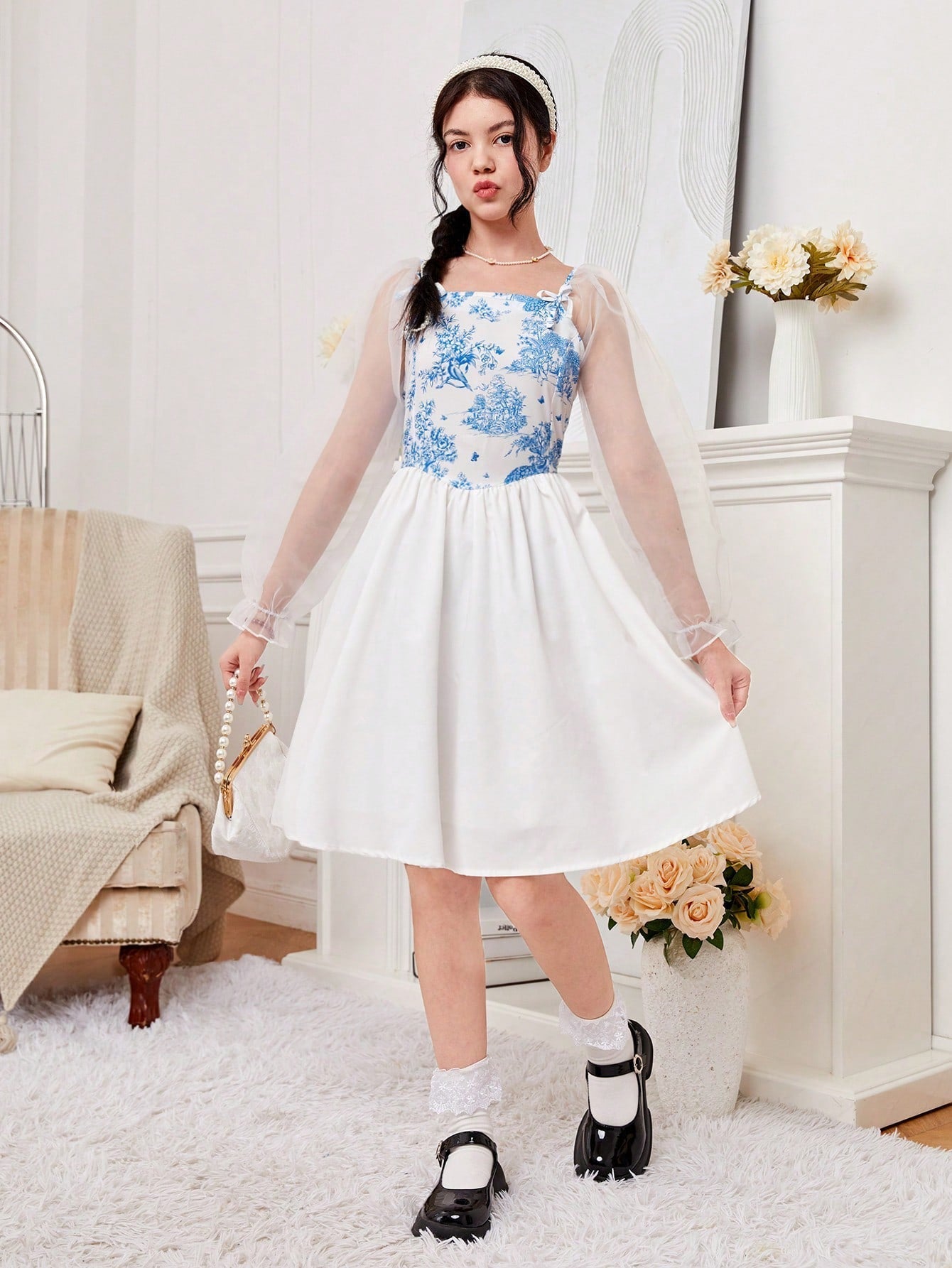 SHEIN Teen Girls Floral Print Contrast Mesh Flare Sleeve Dress